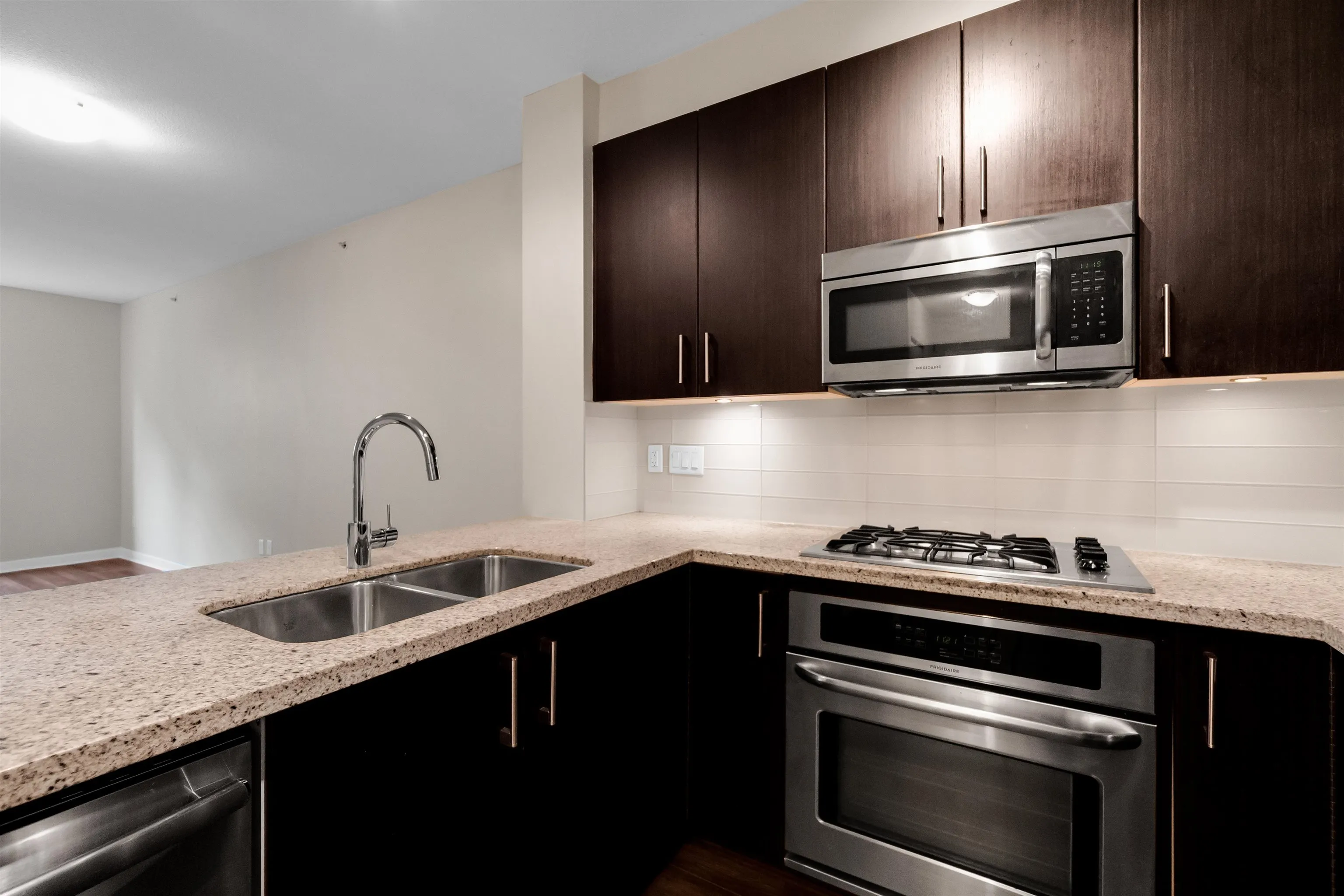G10 119 W 22nd Street