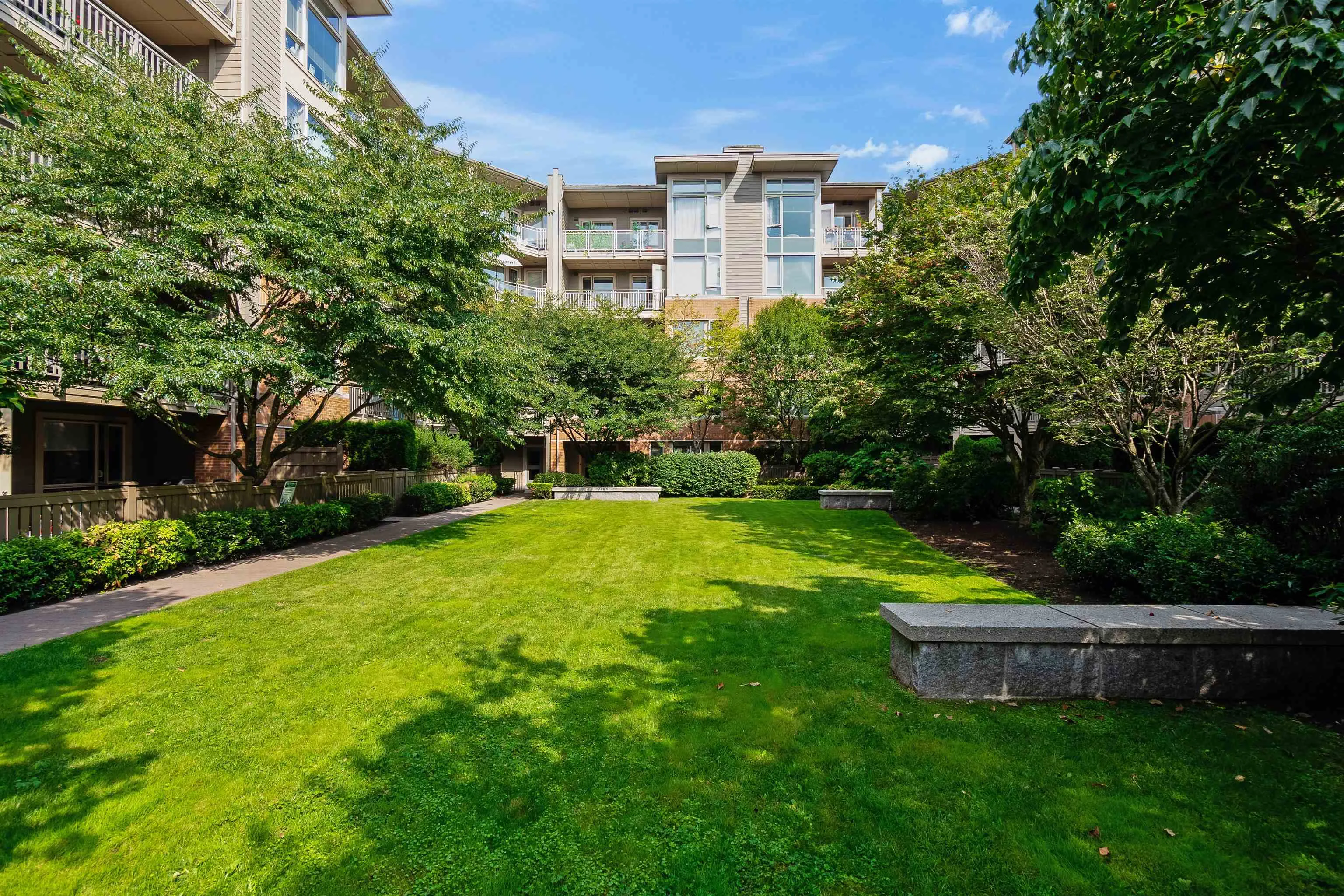 G10 119 W 22nd Street