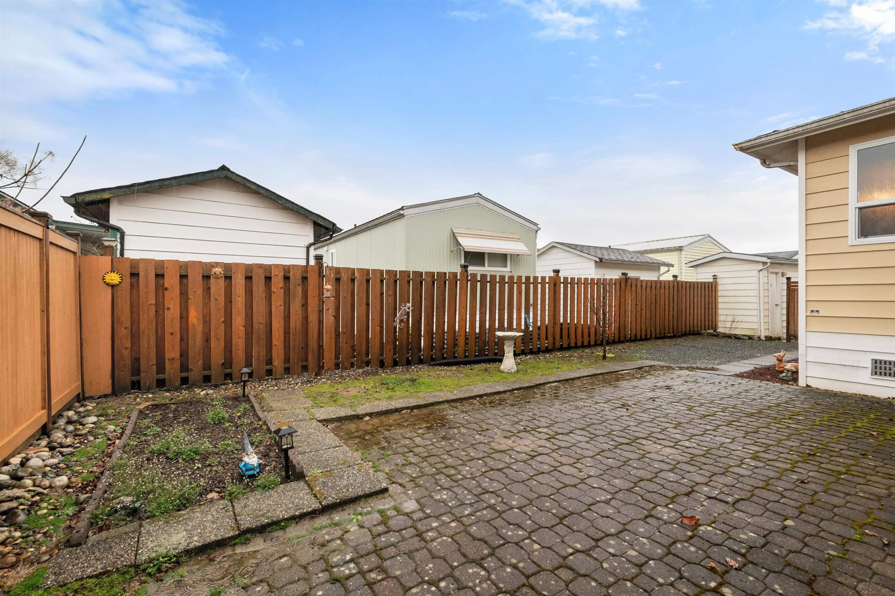 101 9055 Ashwell Road