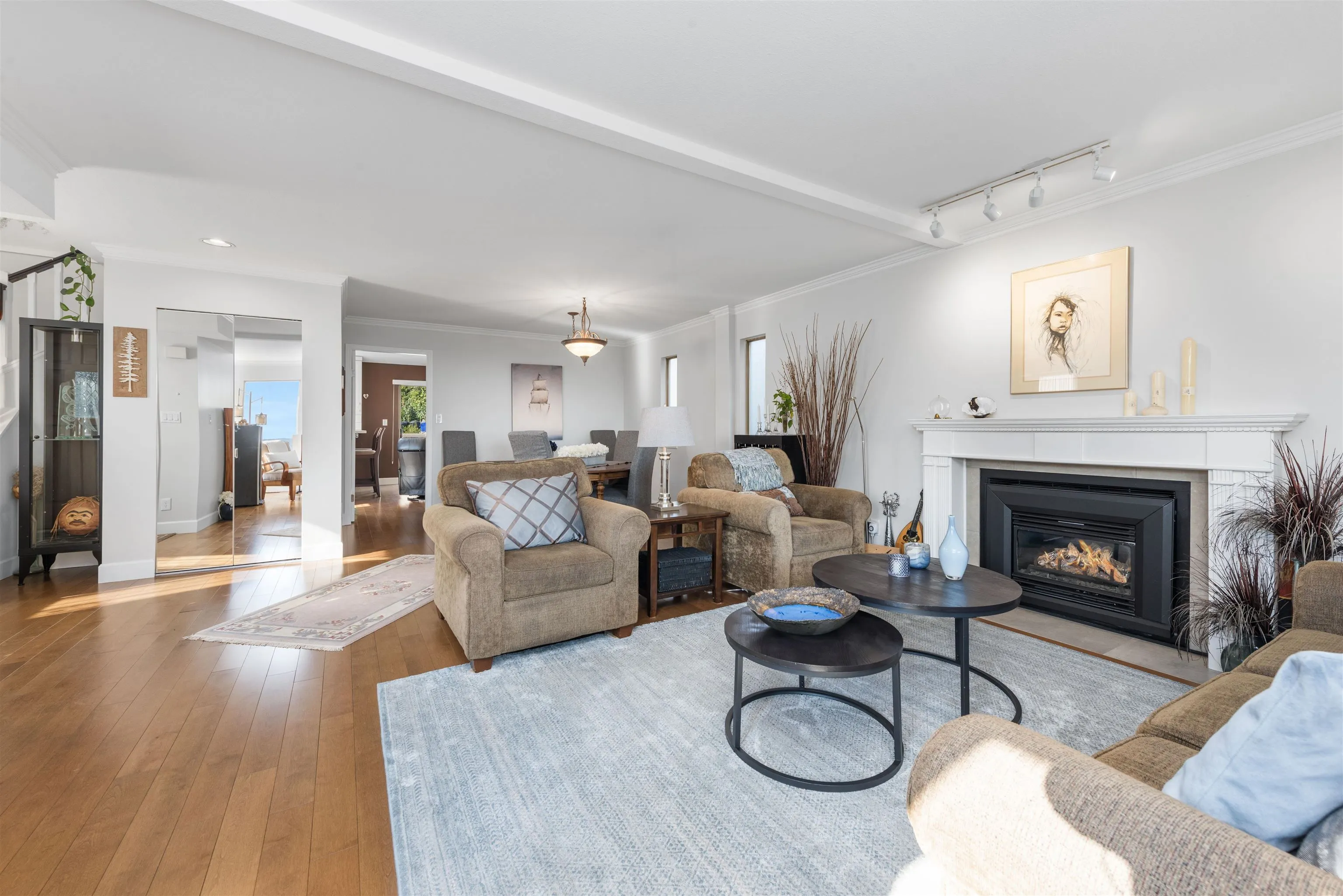 342 E 26th Street