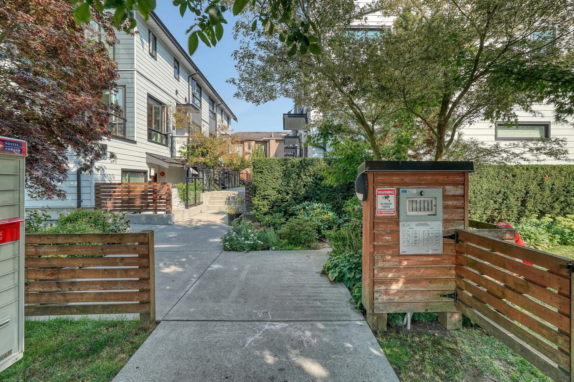 5962 St. George Street