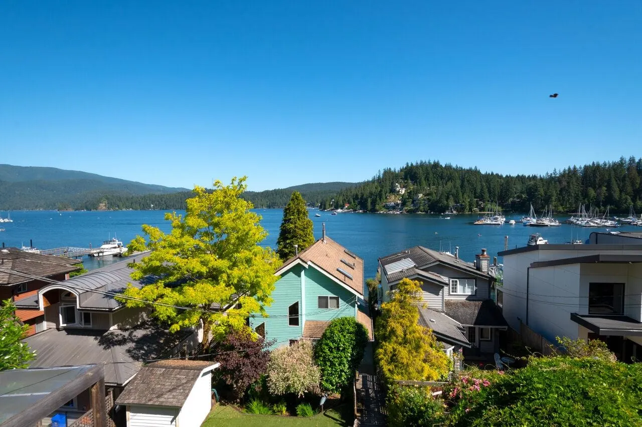 2564 Panorama Drive