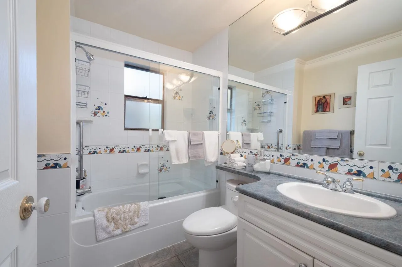 2564 Panorama Drive