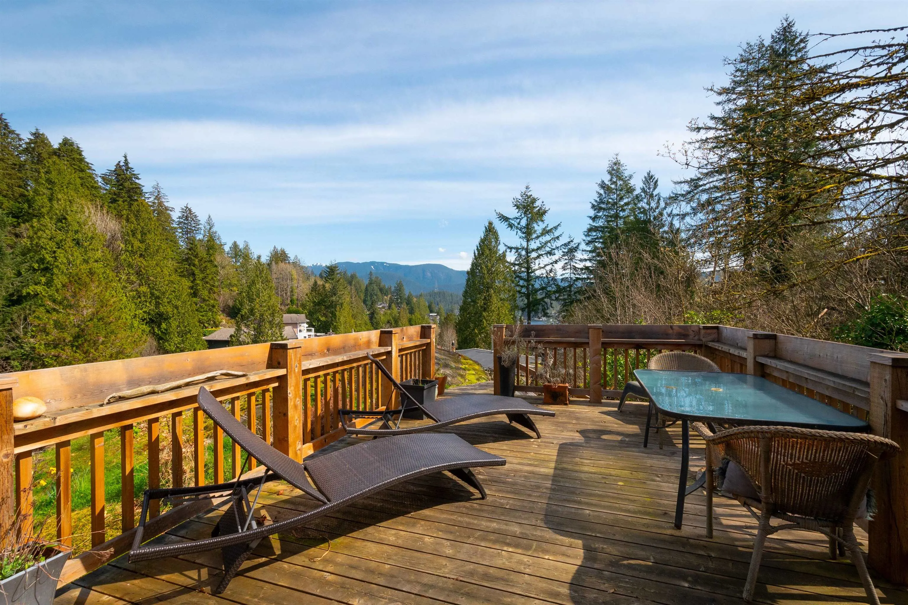 4477 Strathcona Road