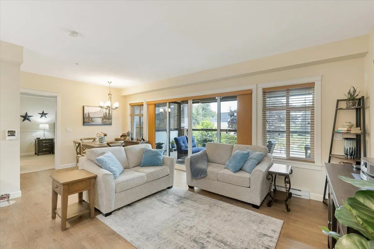 202 14588 Mcdougall Drive