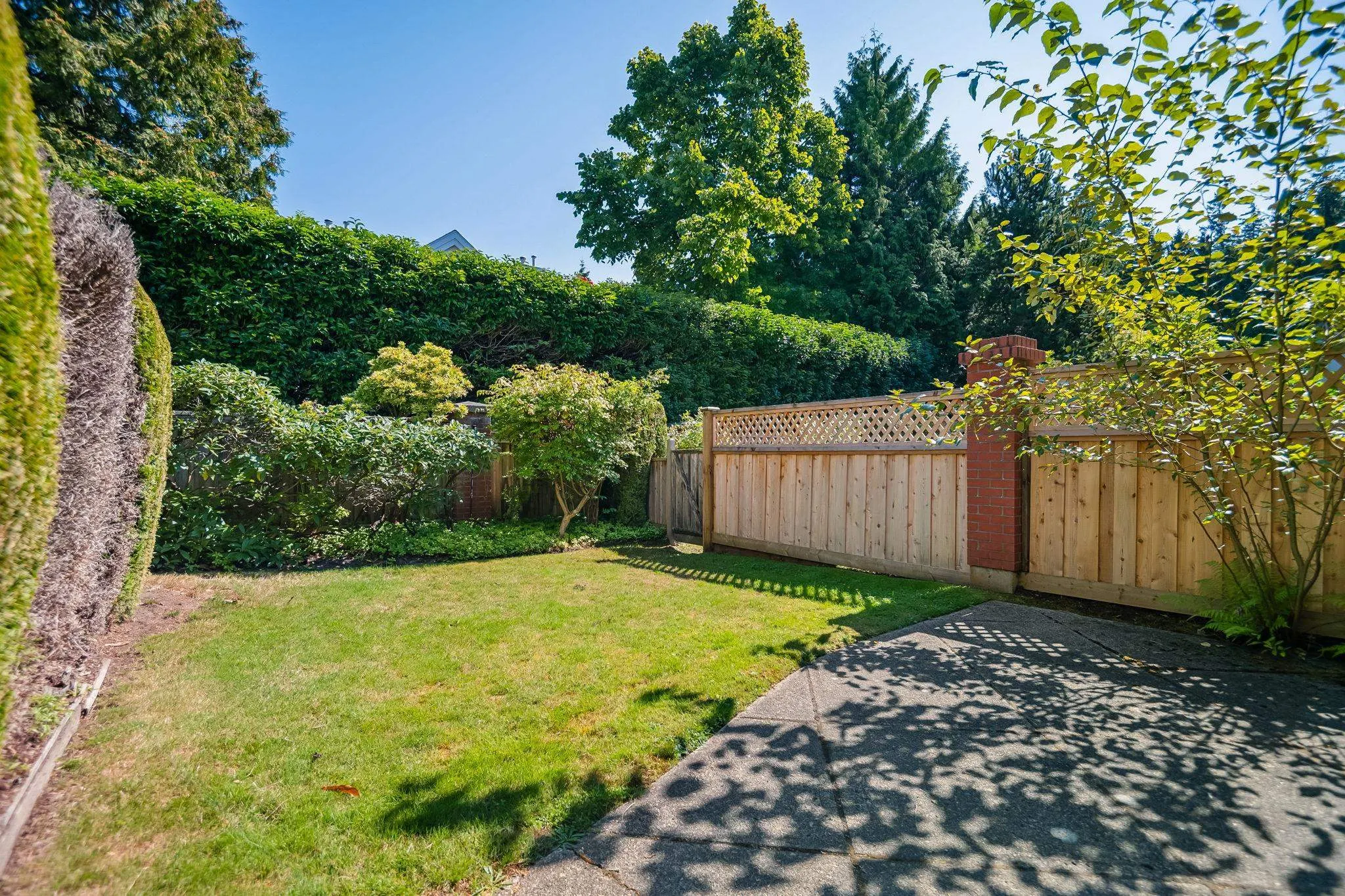 43 5880 Hampton Place