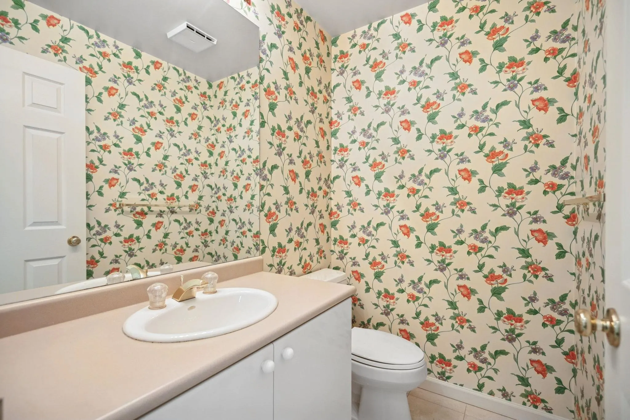 43 5880 Hampton Place