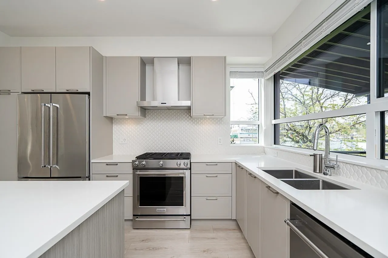 30 20150 81 Avenue
