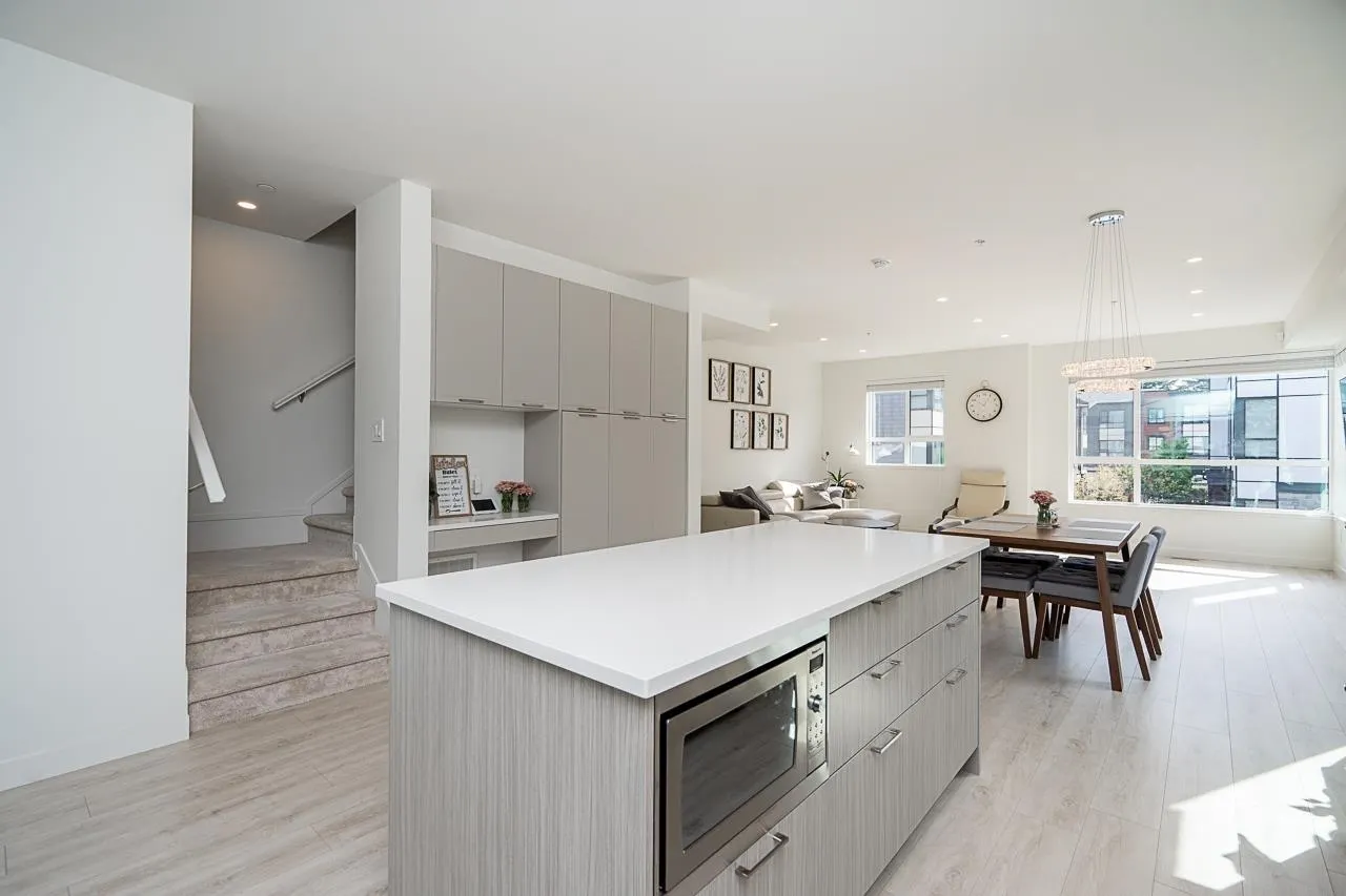 30 20150 81 Avenue