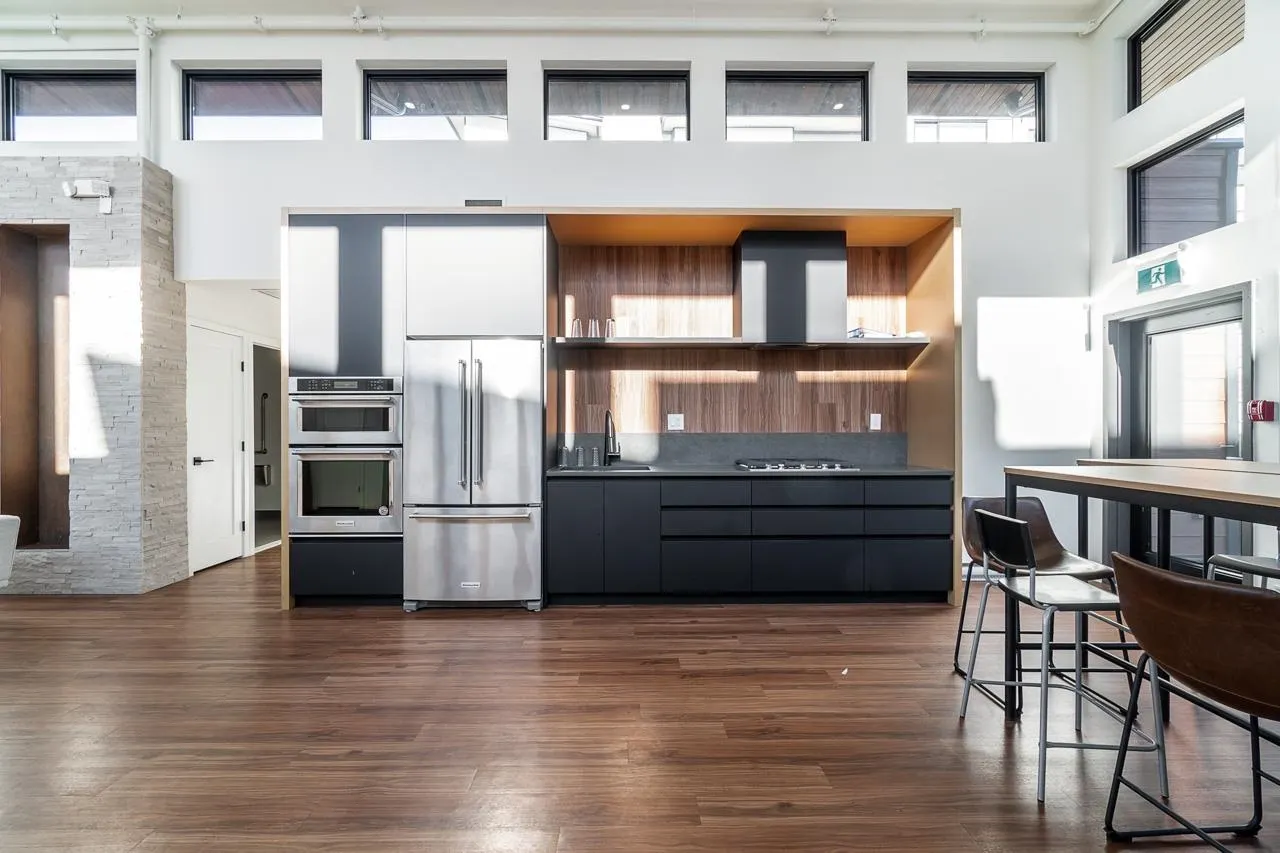 30 20150 81 Avenue