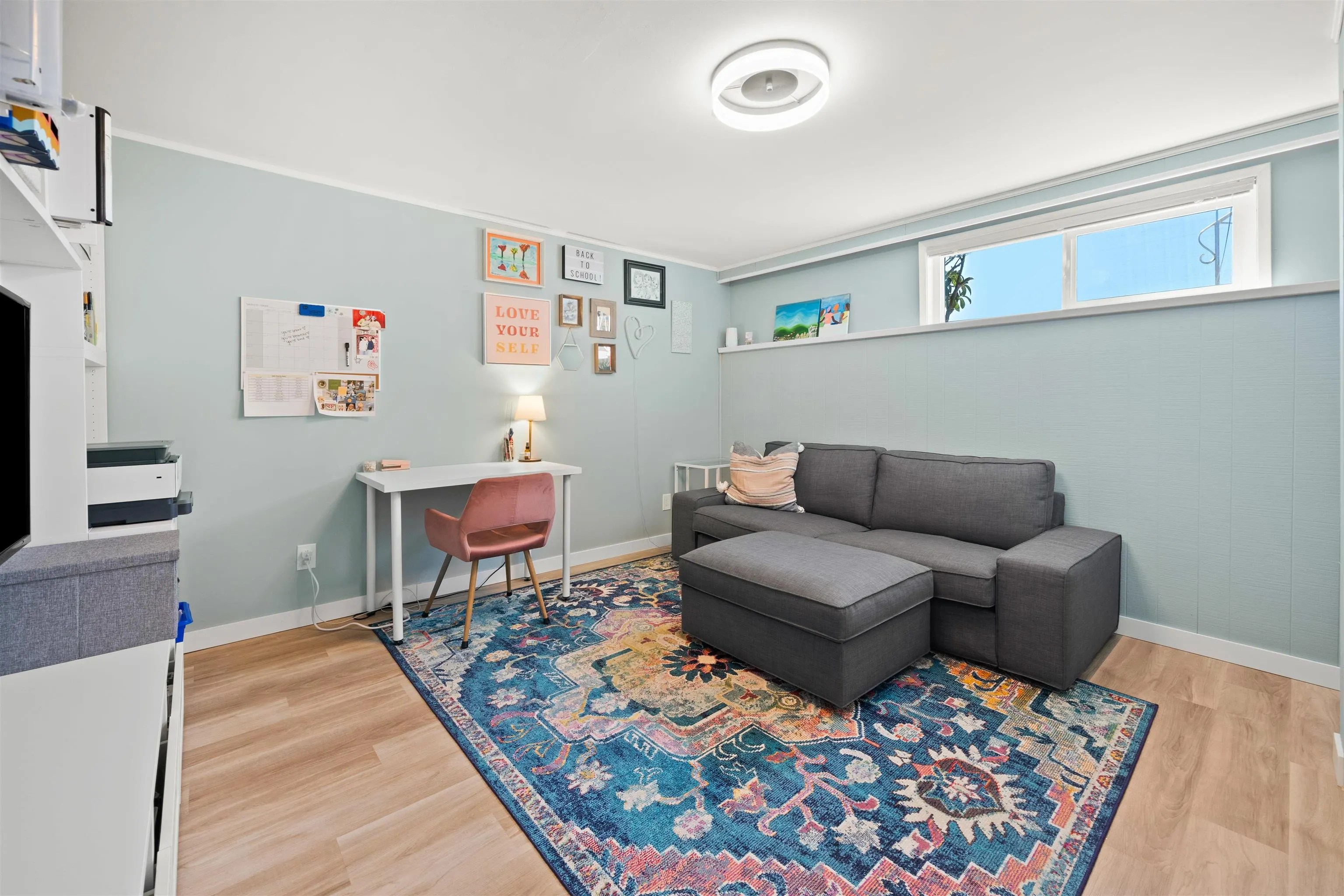 83 Mott Crescent
