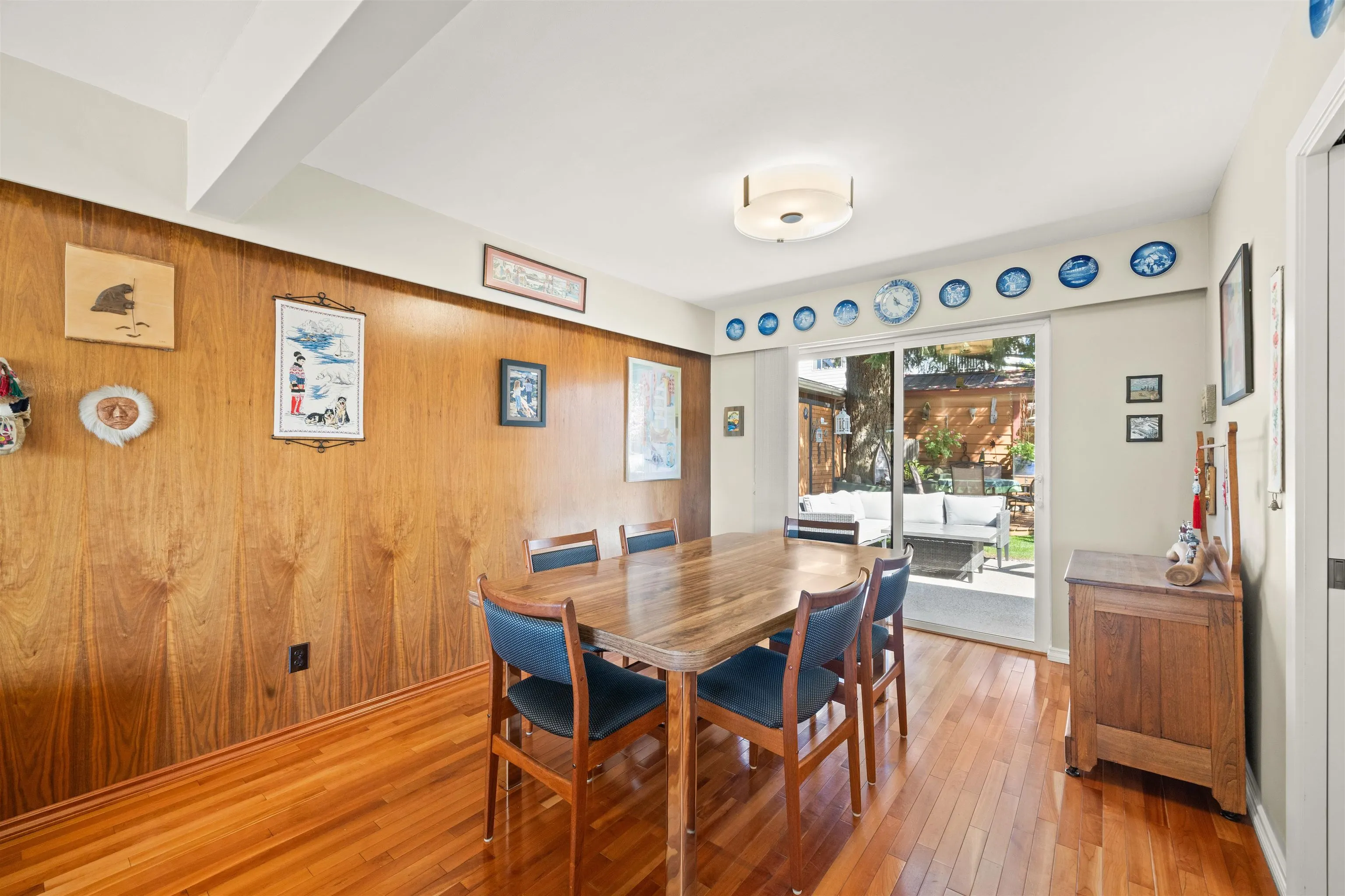 83 Mott Crescent