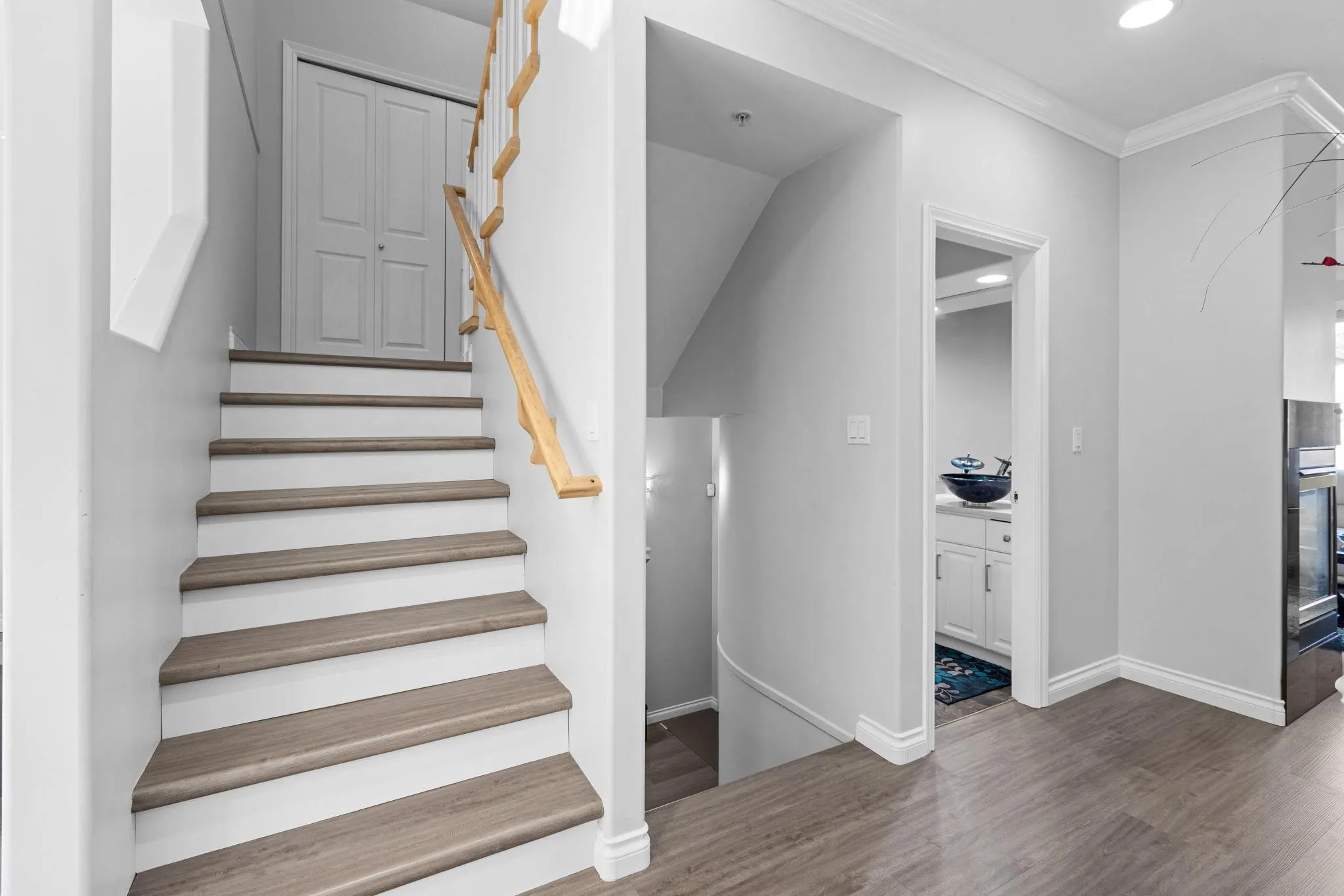 73 678 Citadel Drive