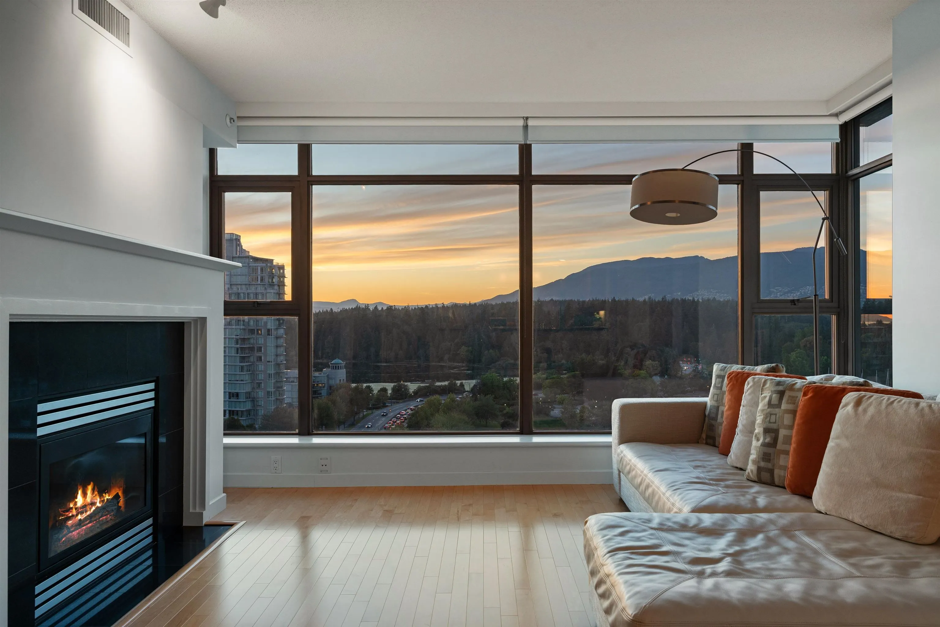 1404 1790 Bayshore Drive