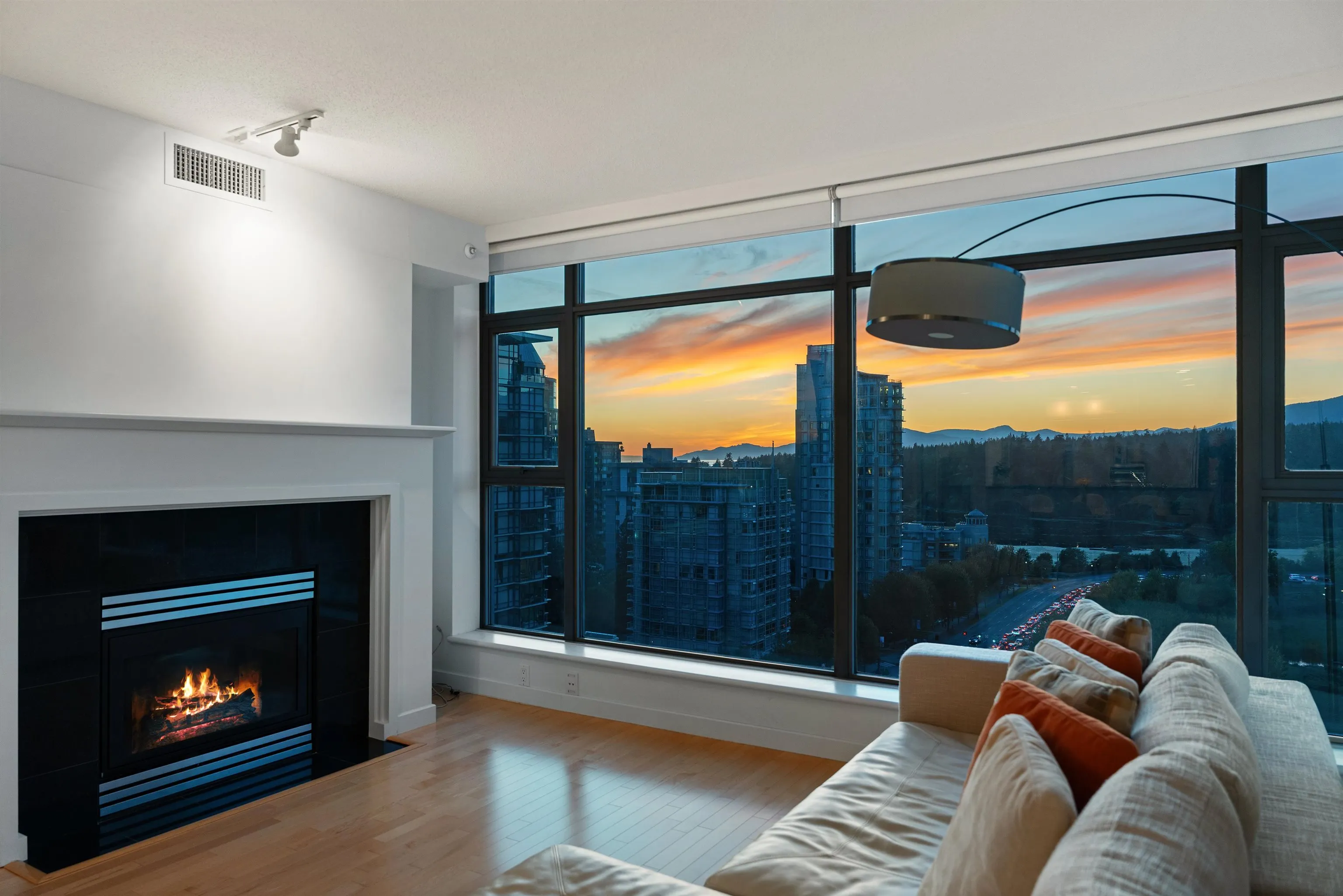 1404 1790 Bayshore Drive