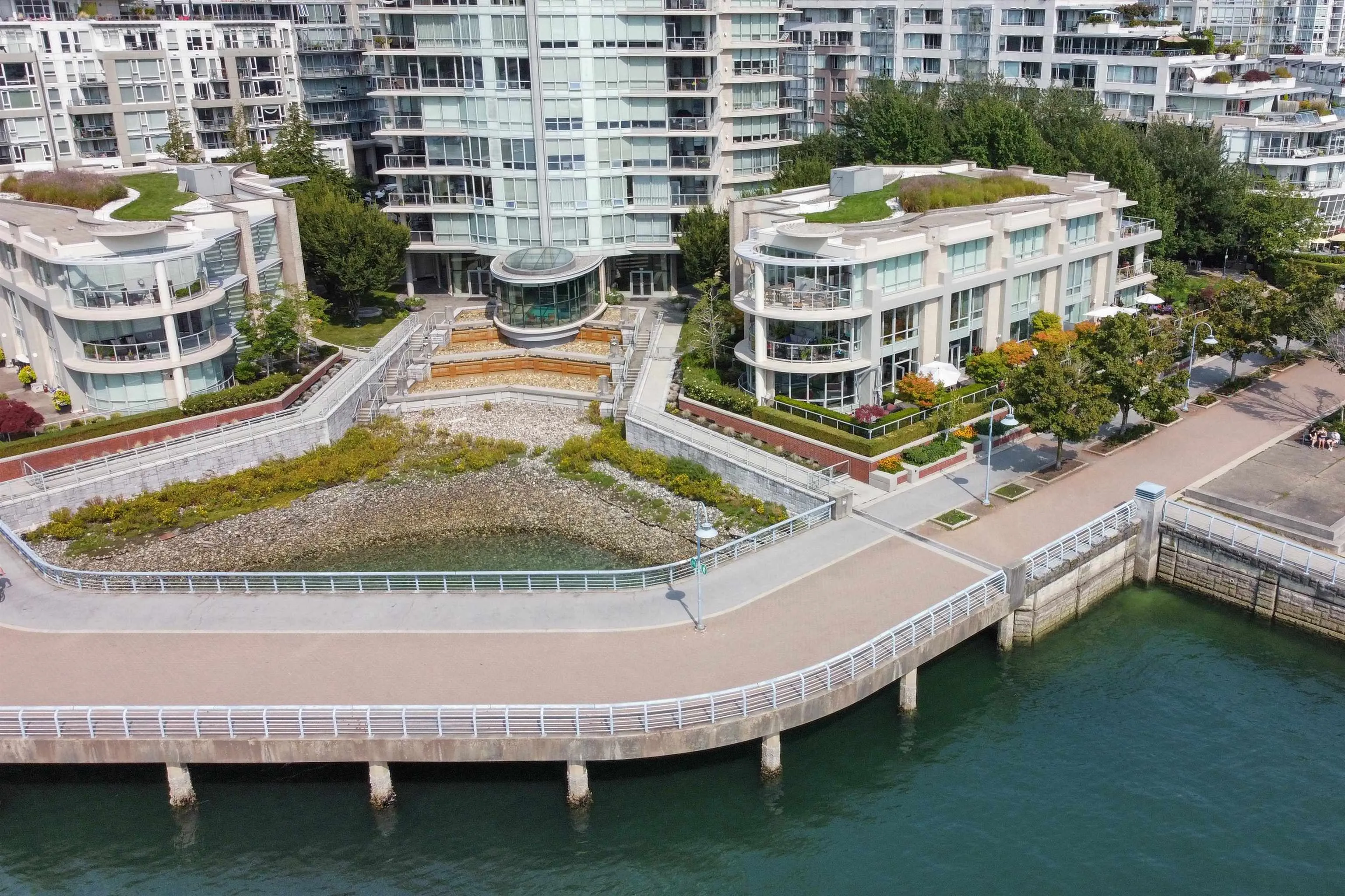 110 1328 Marinaside Crescent