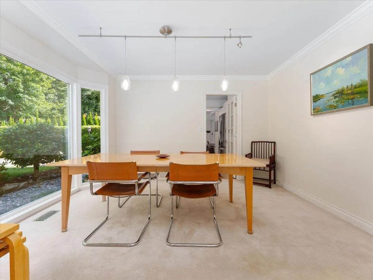 535 Newcroft Place