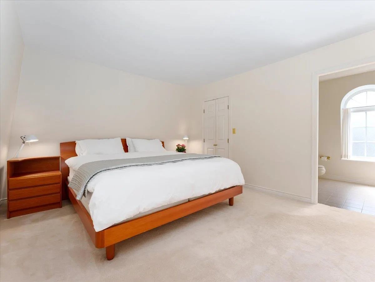 535 Newcroft Place