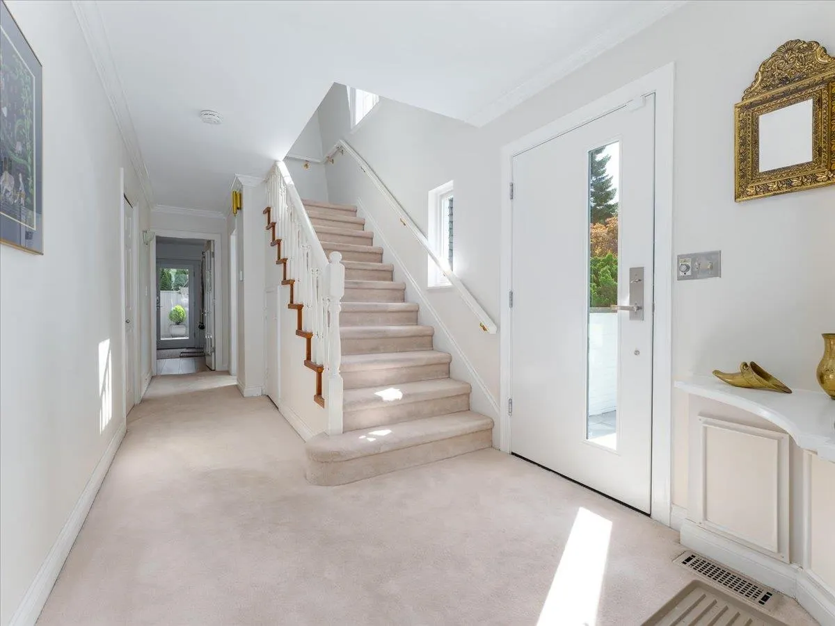 535 Newcroft Place
