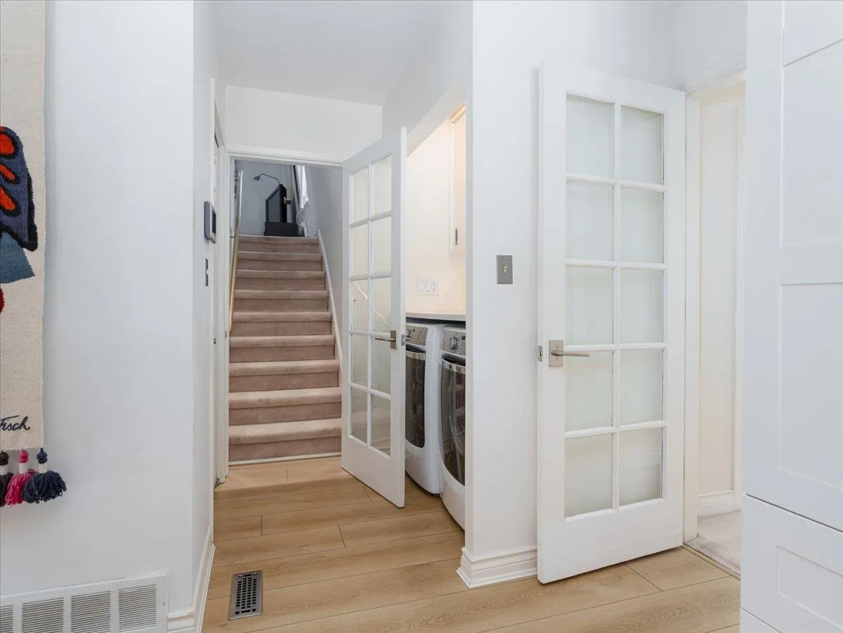 535 Newcroft Place