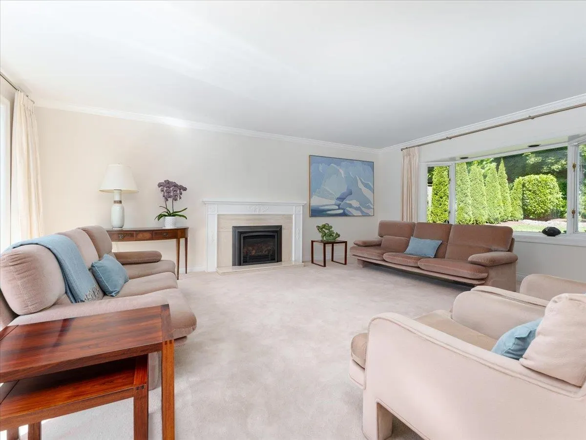 535 Newcroft Place