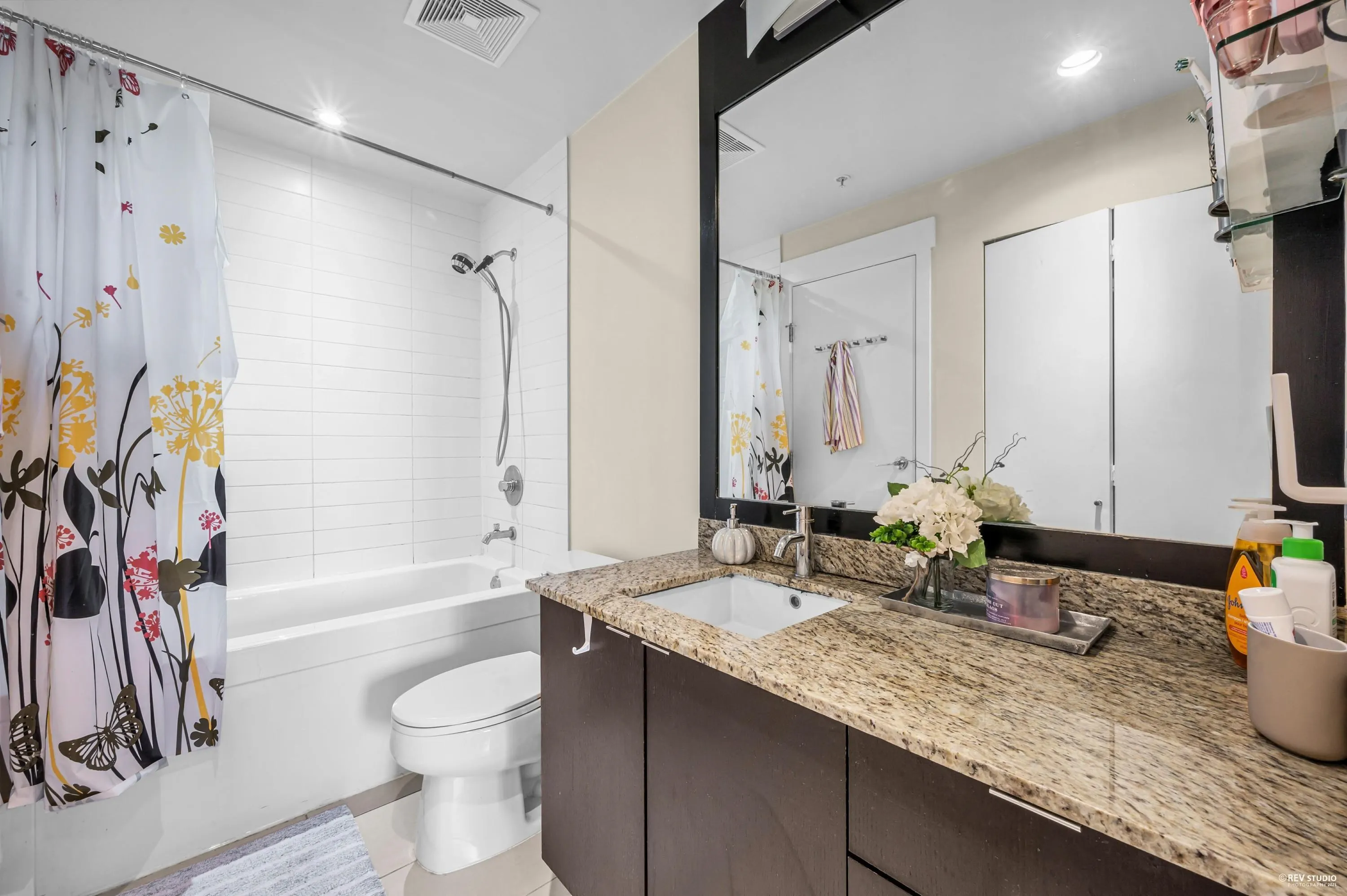 1606 7088 18th Avenue