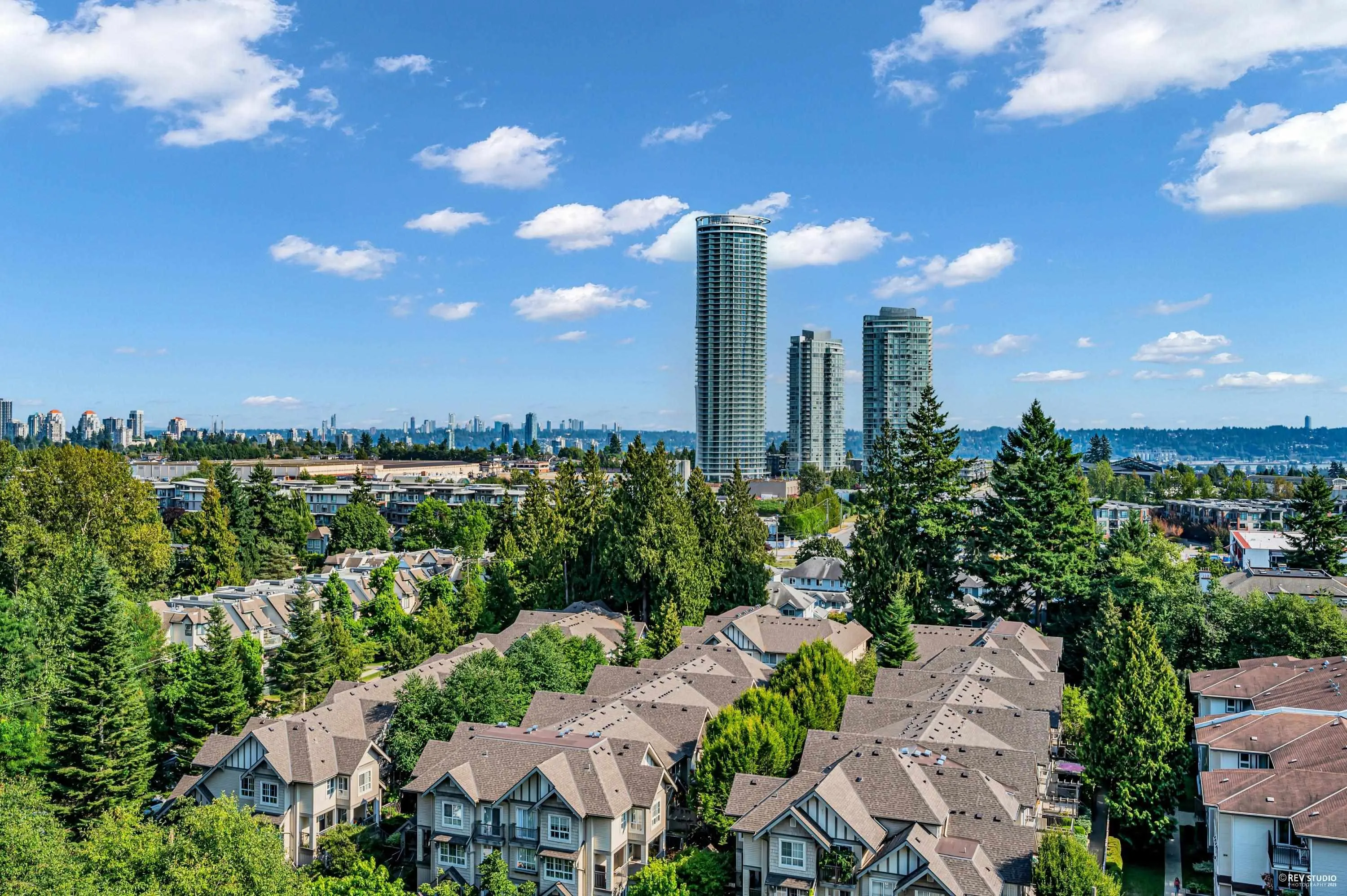 1606 7088 18th Avenue