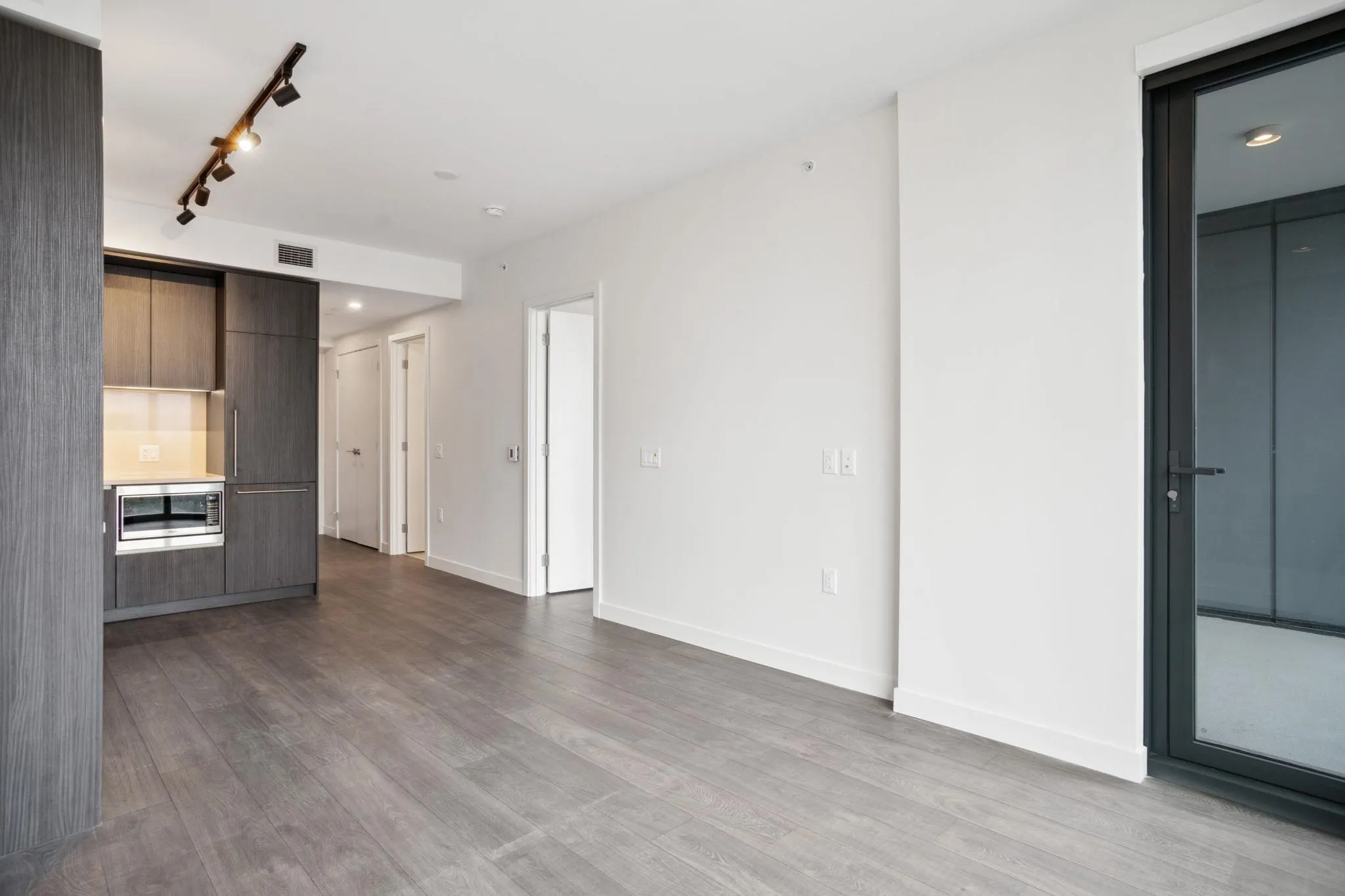 3606 5987 Wilson Avenue