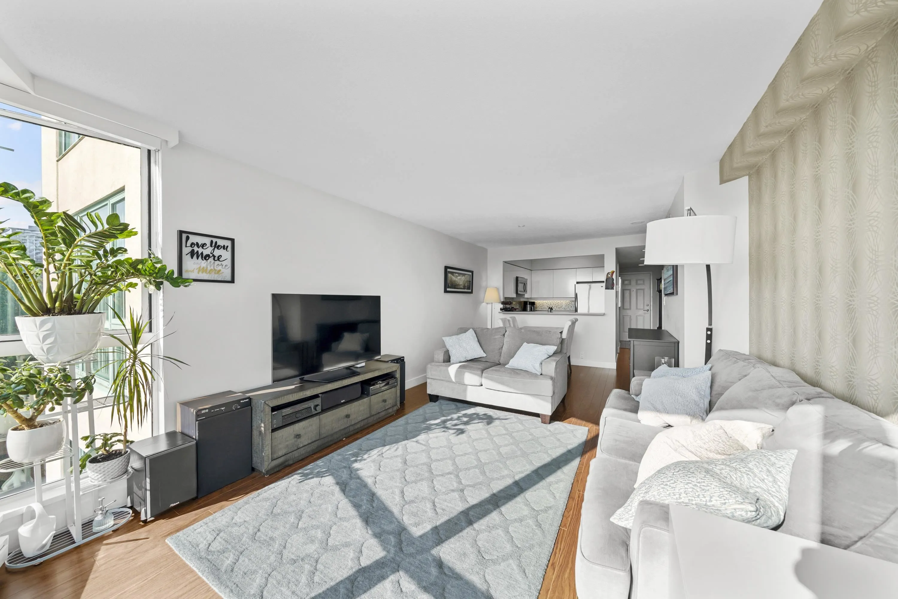 1405 3071 Glen Drive