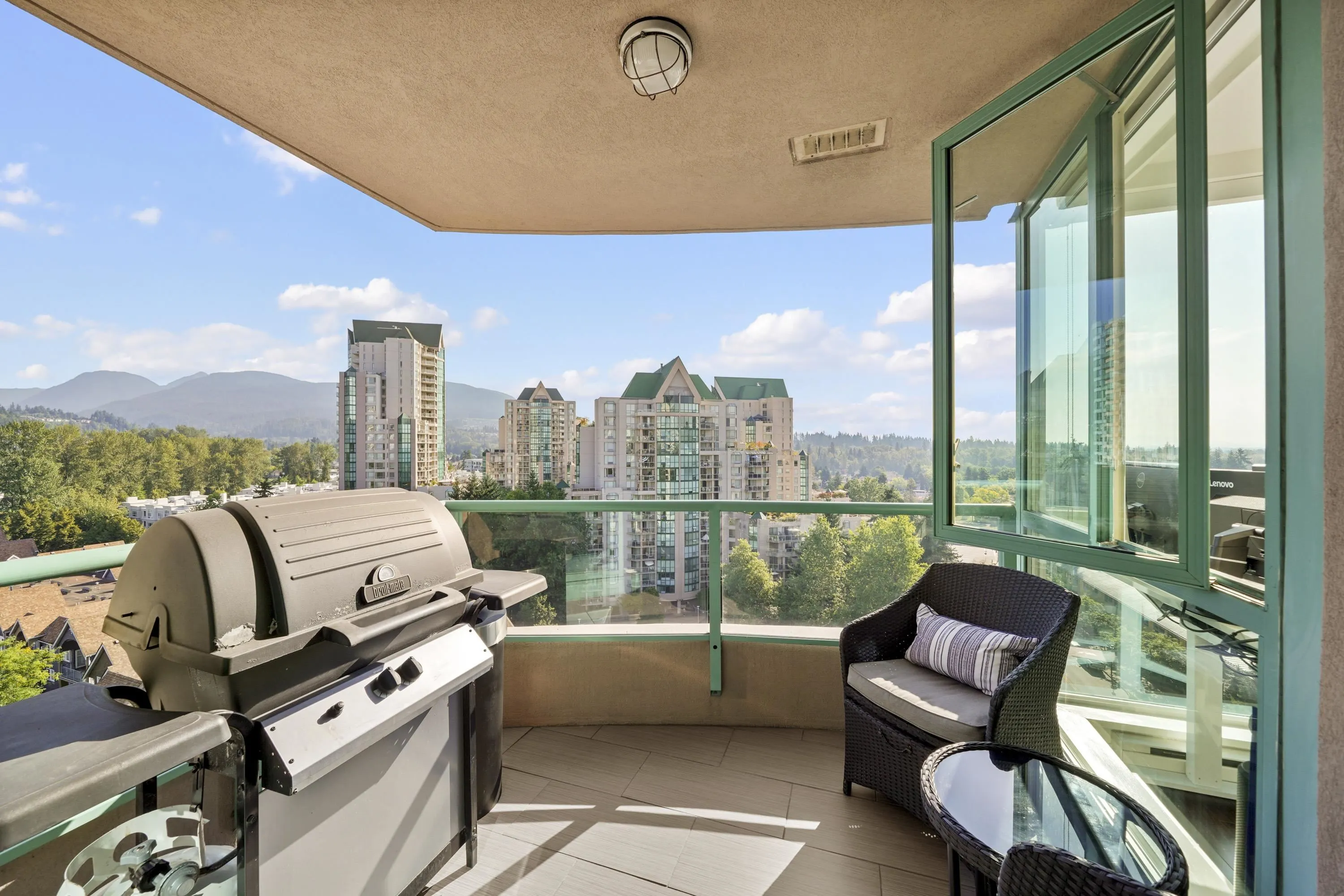 1405 3071 Glen Drive