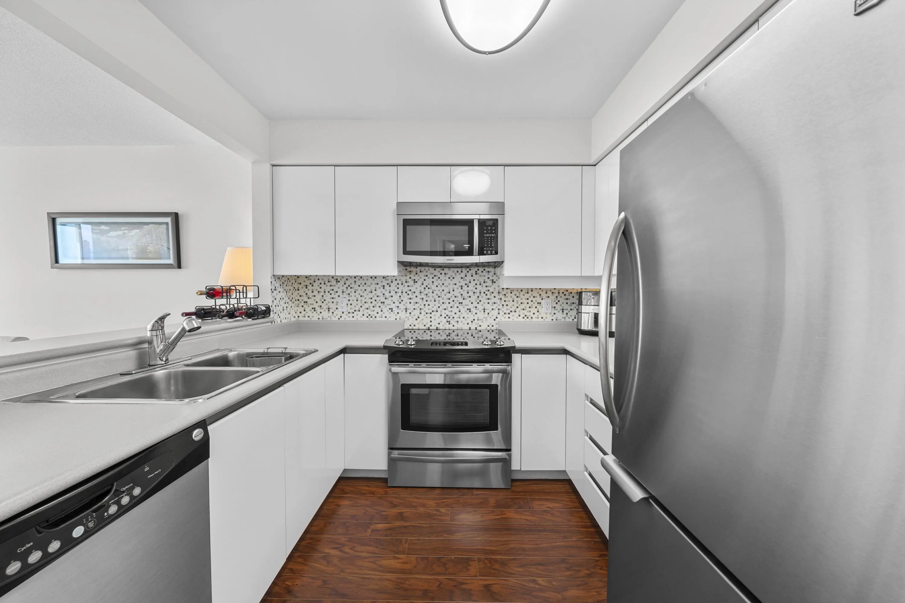 1405 3071 Glen Drive
