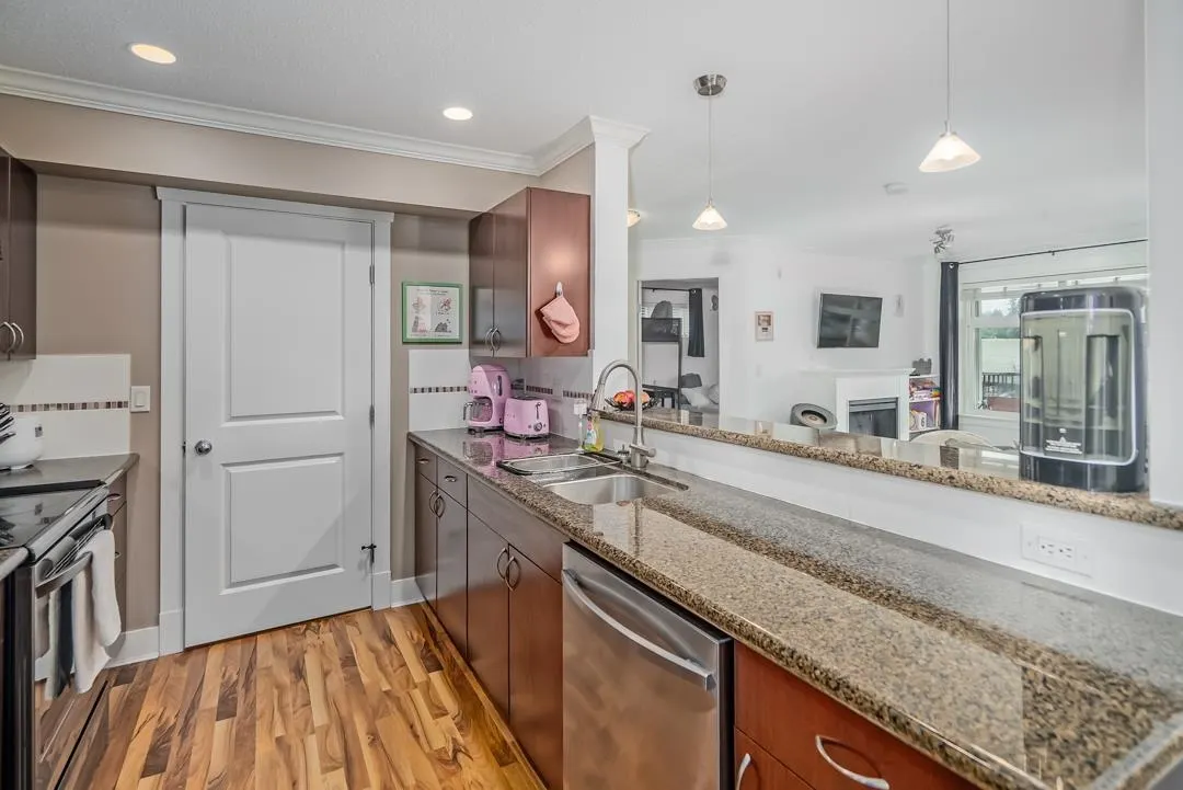 303 33255 Old Yale Road