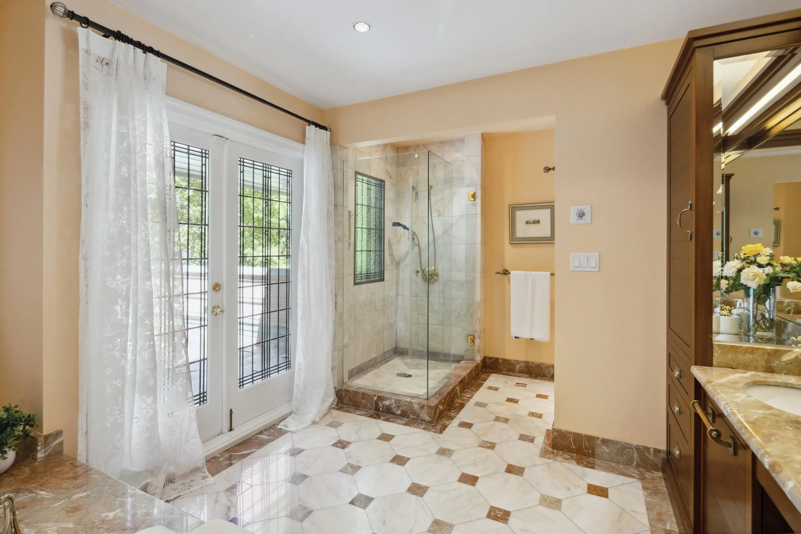 4051 Marguerite Street