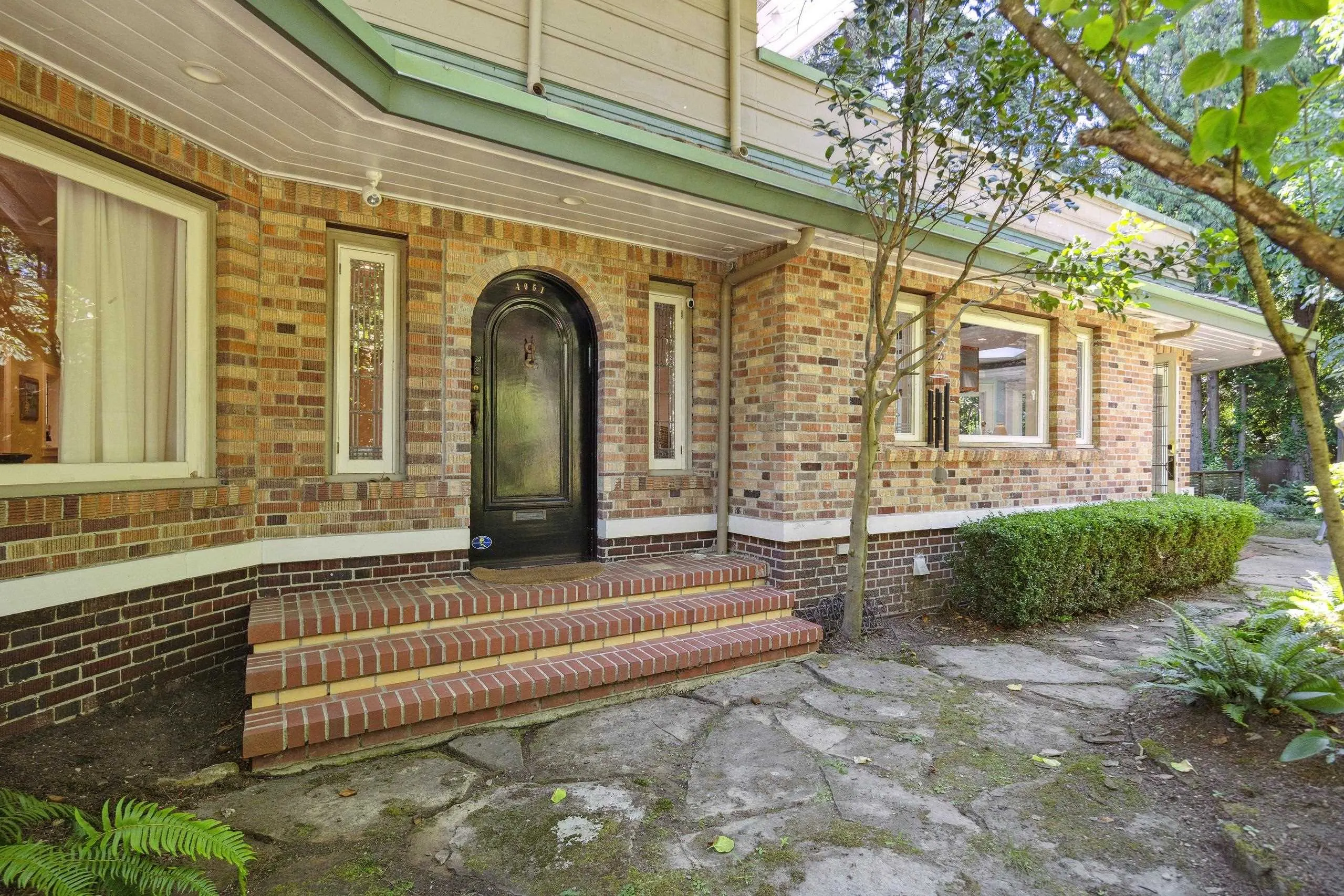 4051 Marguerite Street