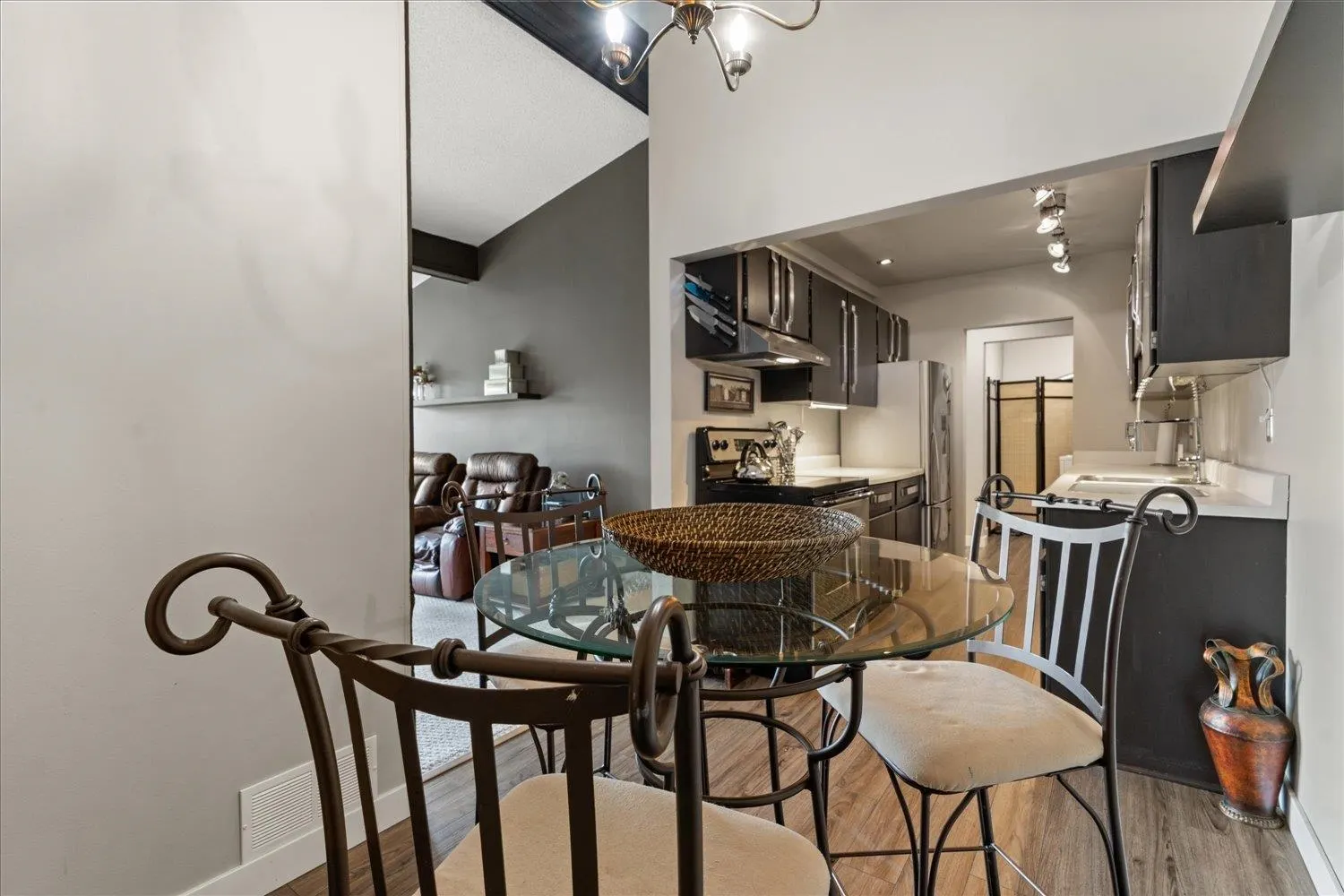 218 46210 Chilliwack Central Road