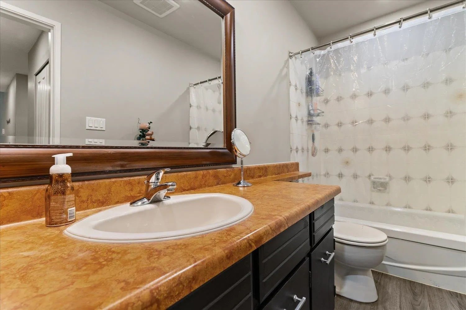 218 46210 Chilliwack Central Road