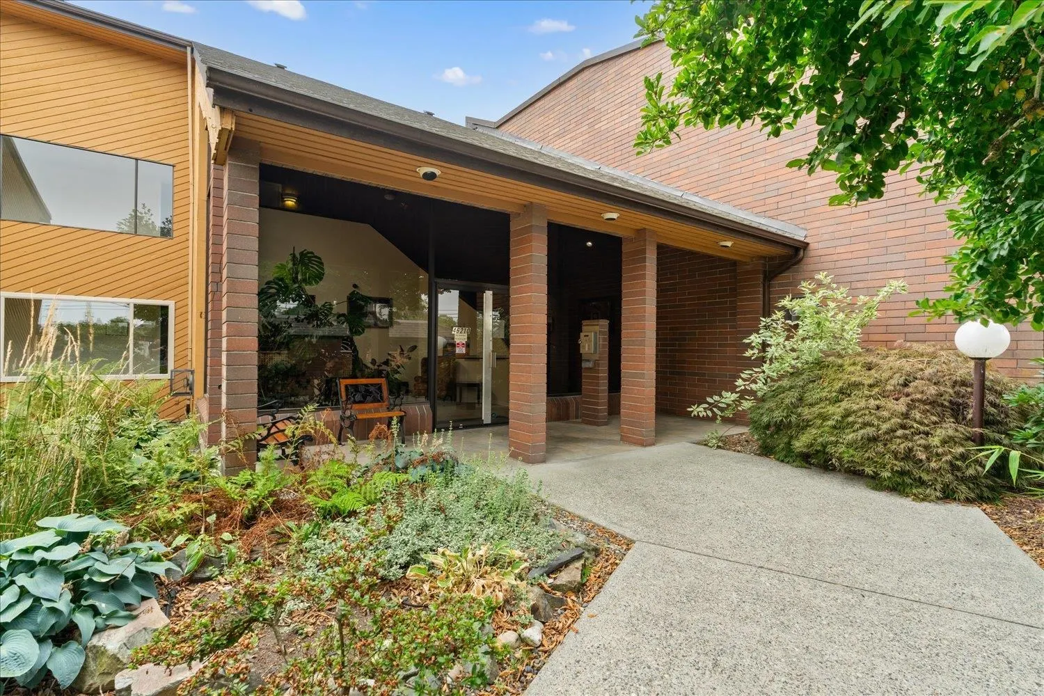 218 46210 Chilliwack Central Road