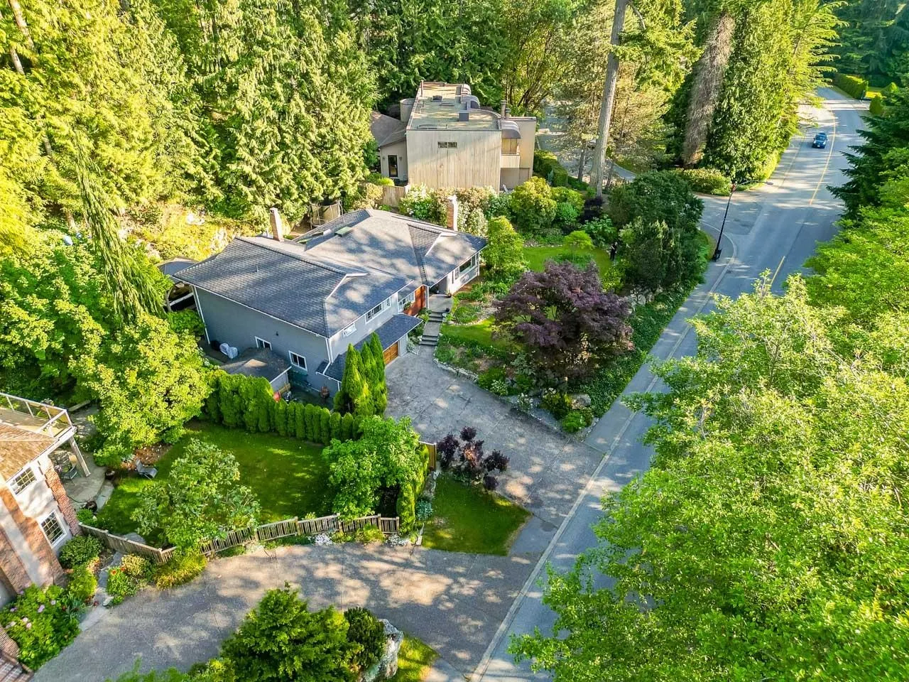 5685 Westport Road