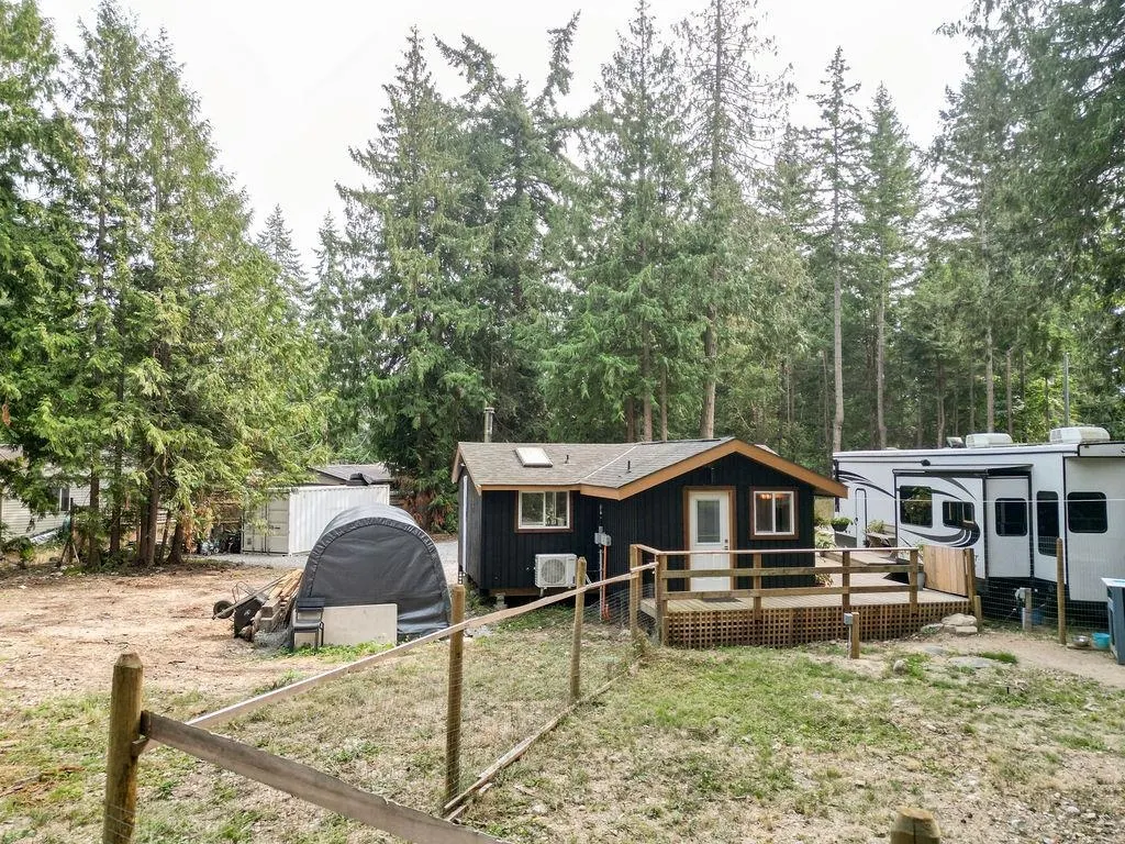 8048 Wildwood Road