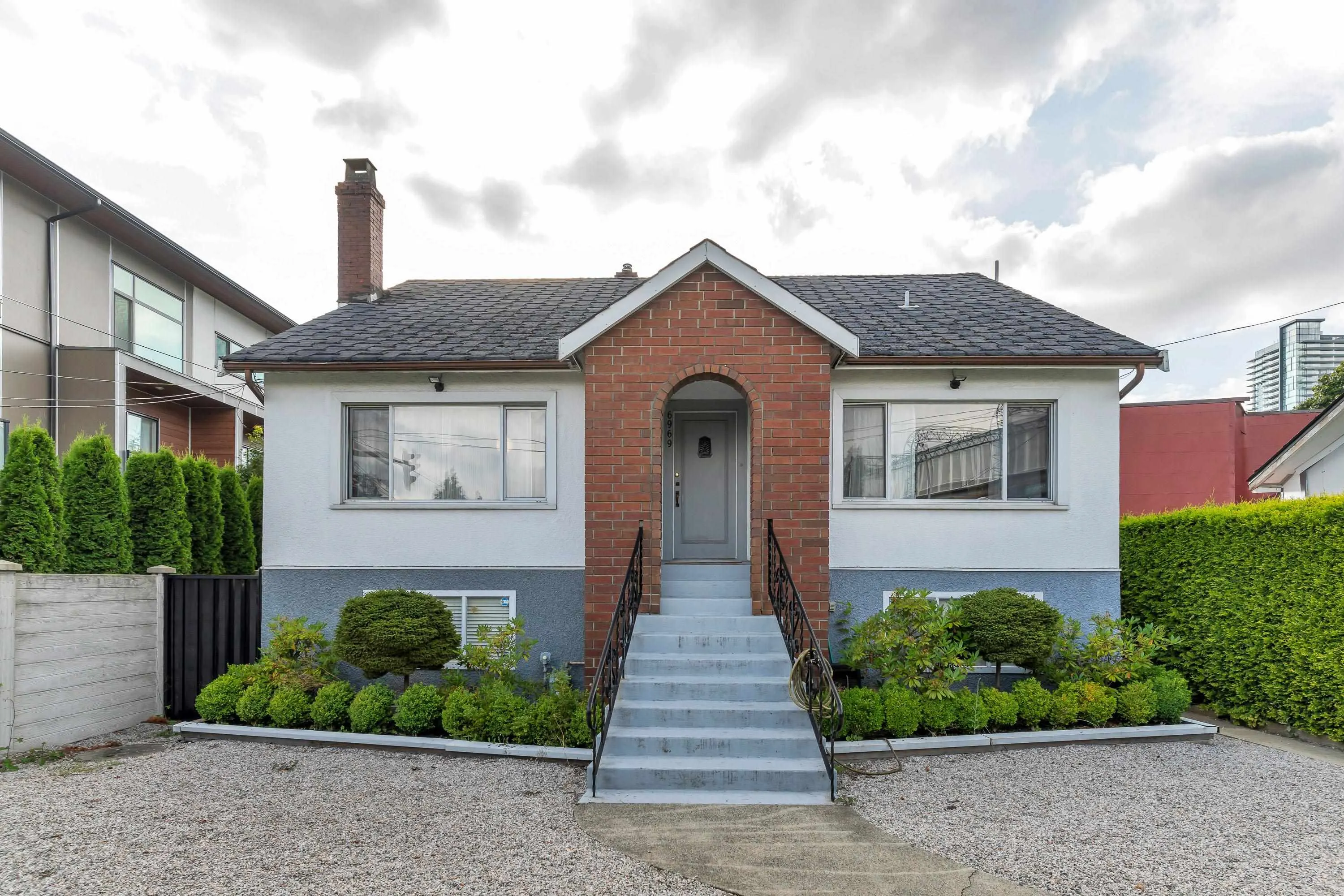 6969 Royal Oak Avenue