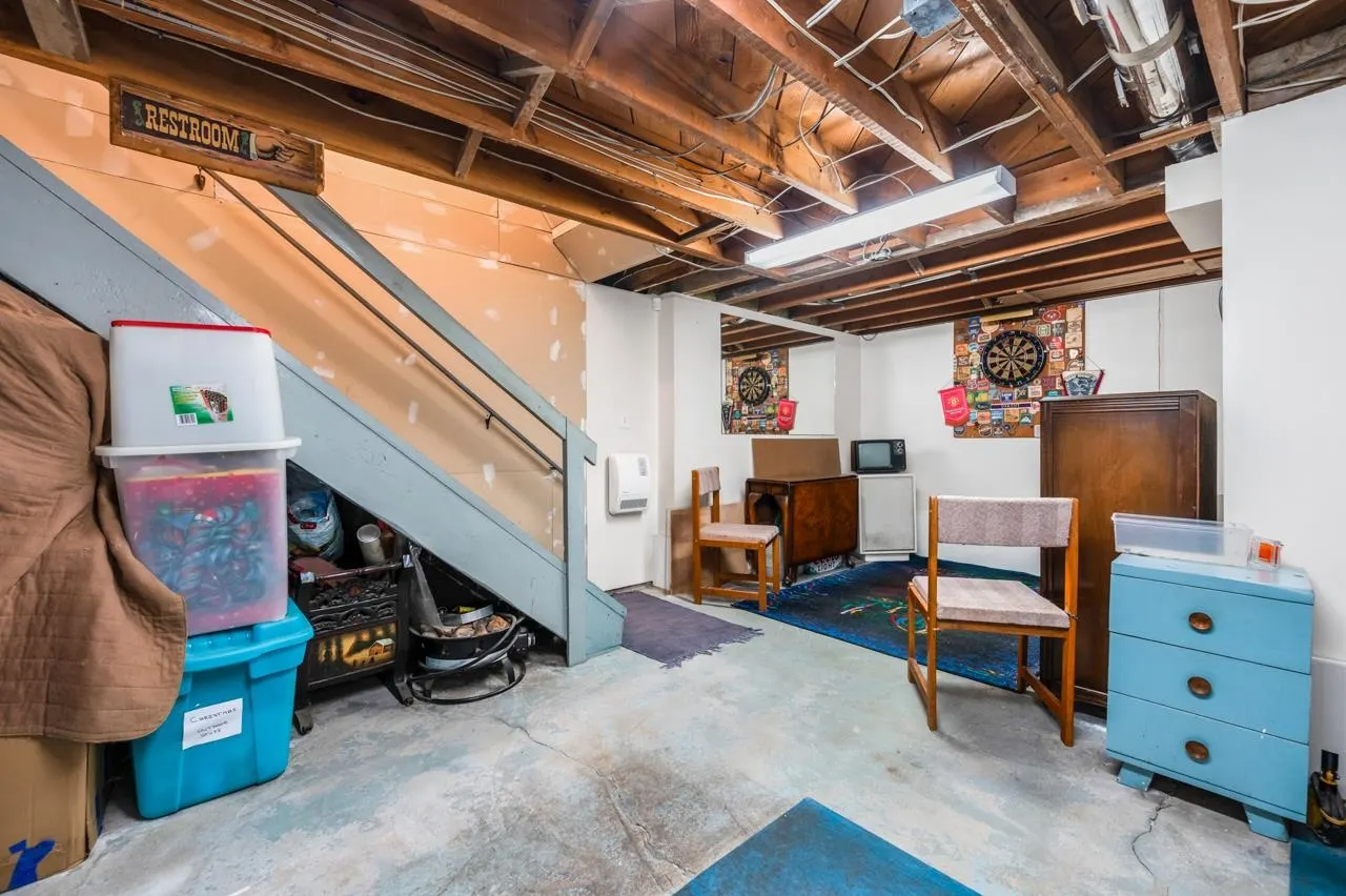 10320 Caithcart Road