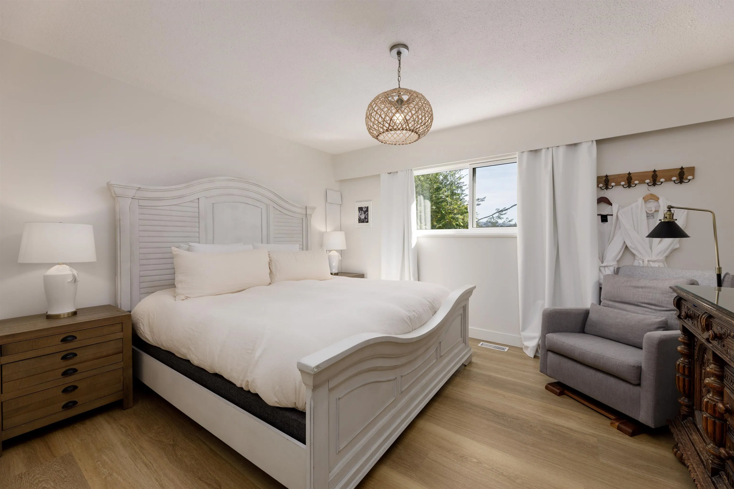 2441 Panorama Drive