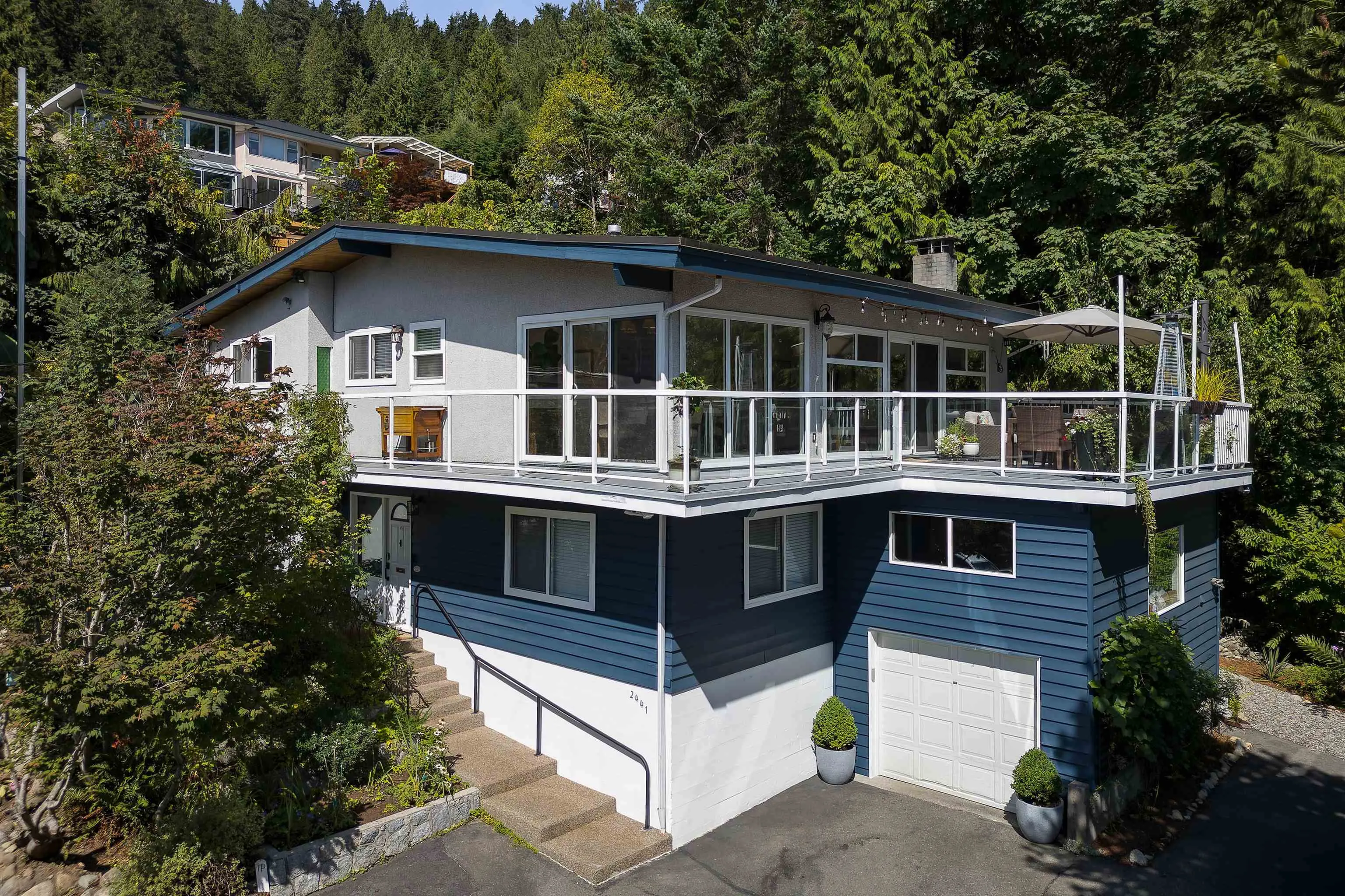 2441 Panorama Drive