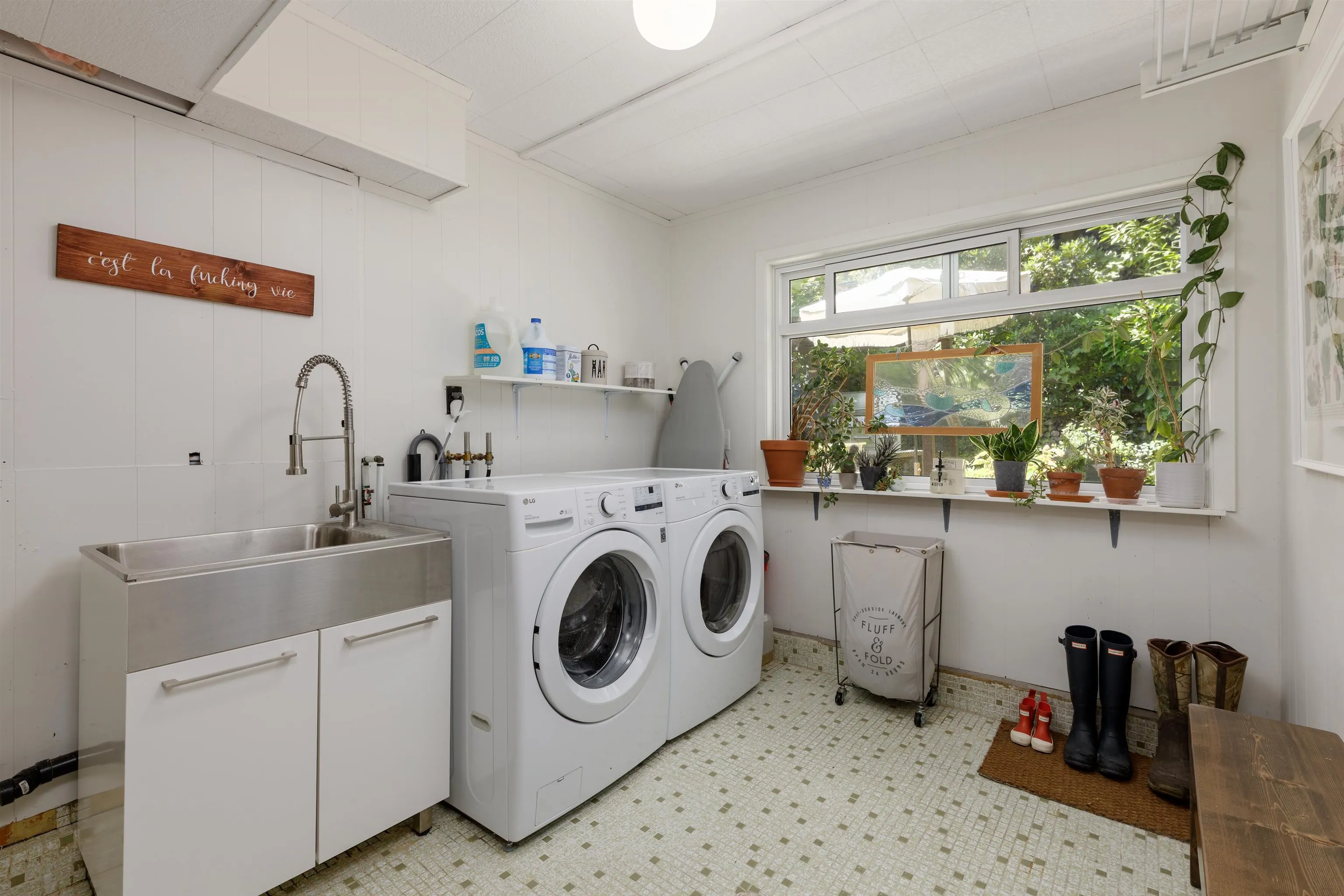 2441 Panorama Drive