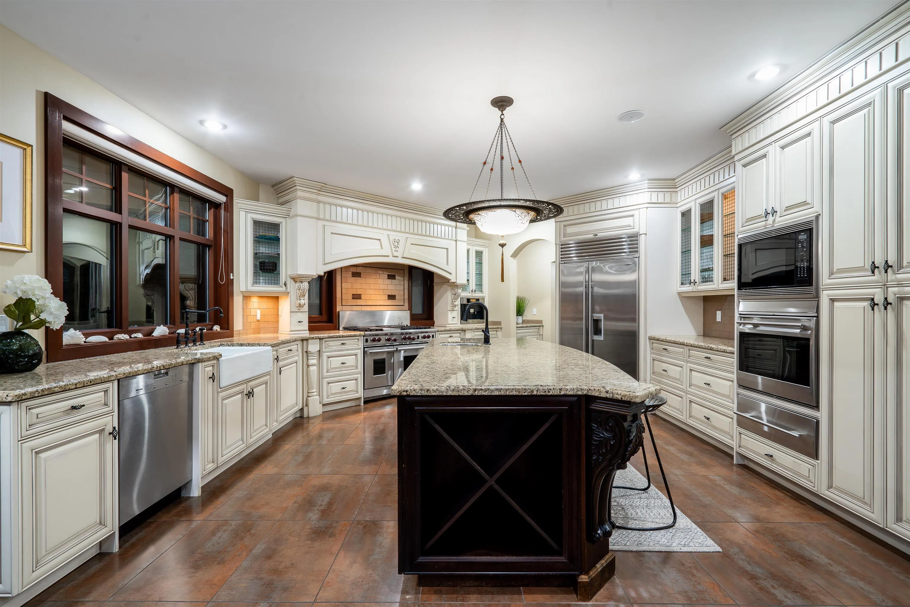 2336 Kadlec Court