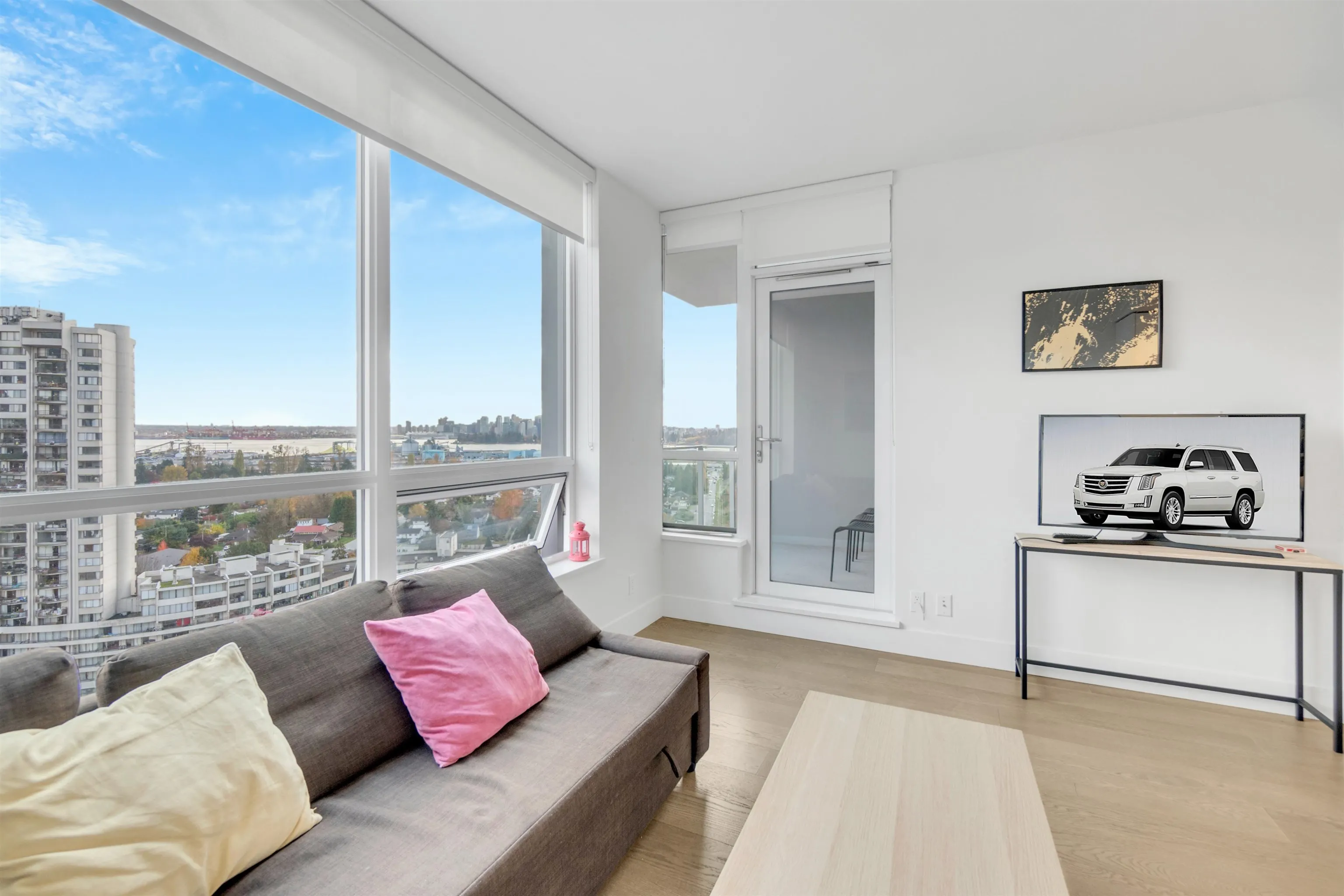 1702 1632 Lions Gate Lane