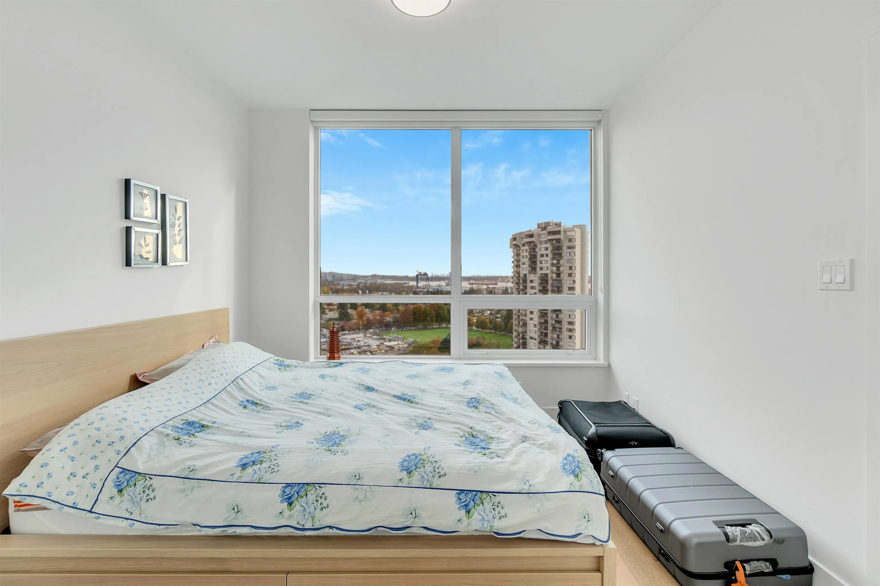 1702 1632 Lions Gate Lane