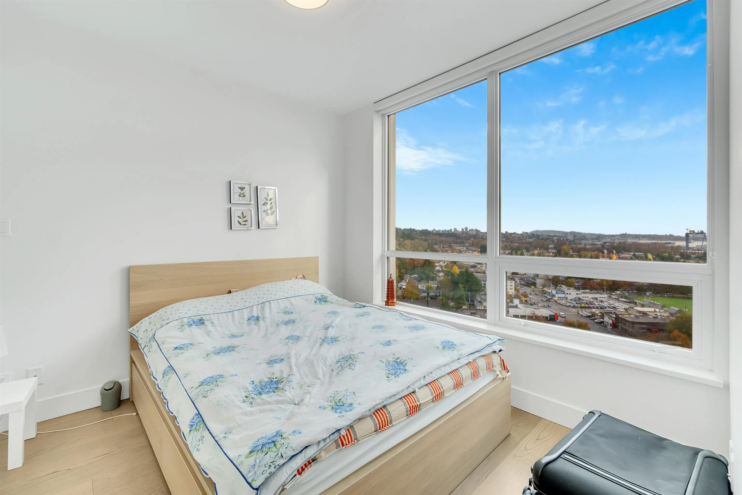 1702 1632 Lions Gate Lane