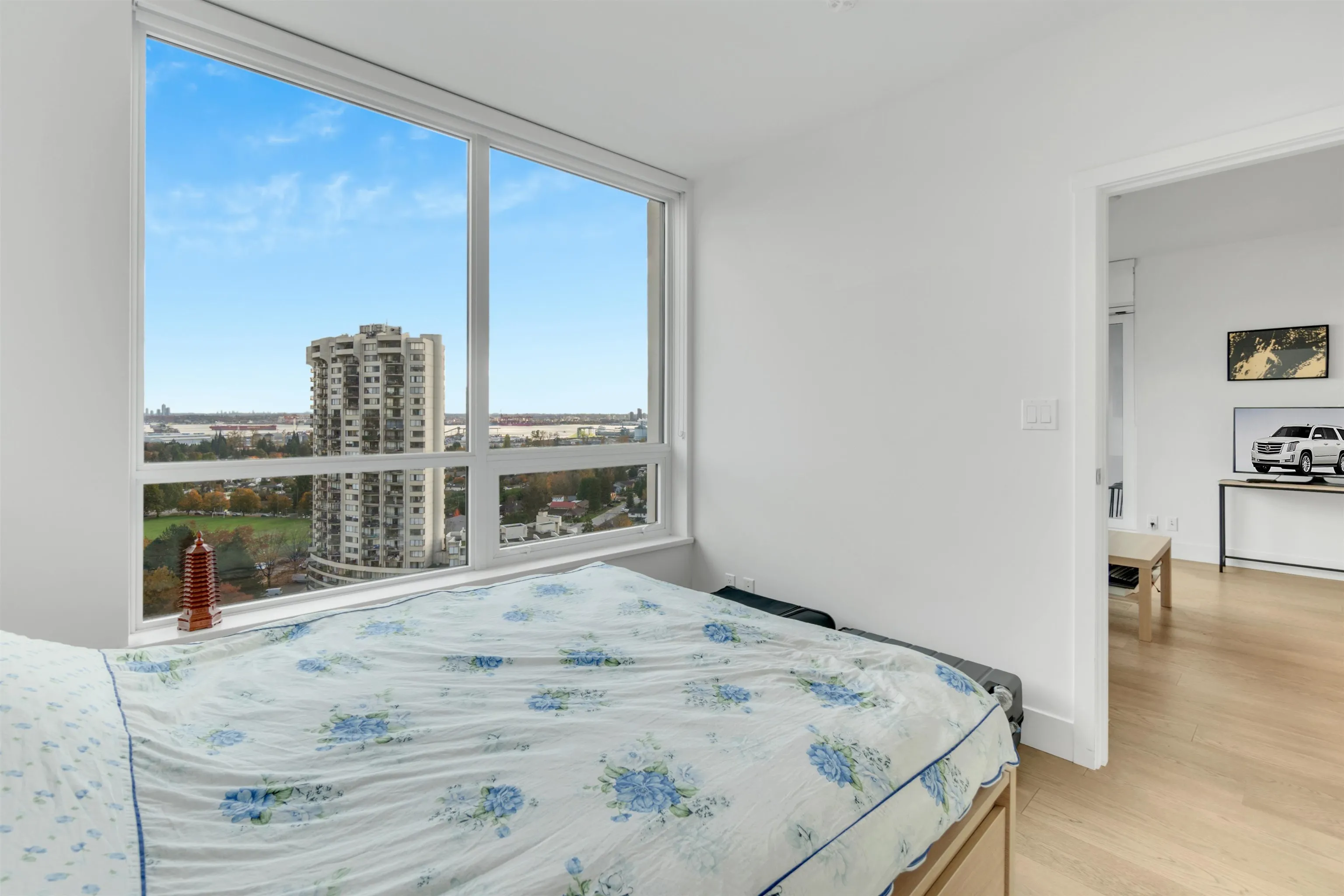 1702 1632 Lions Gate Lane