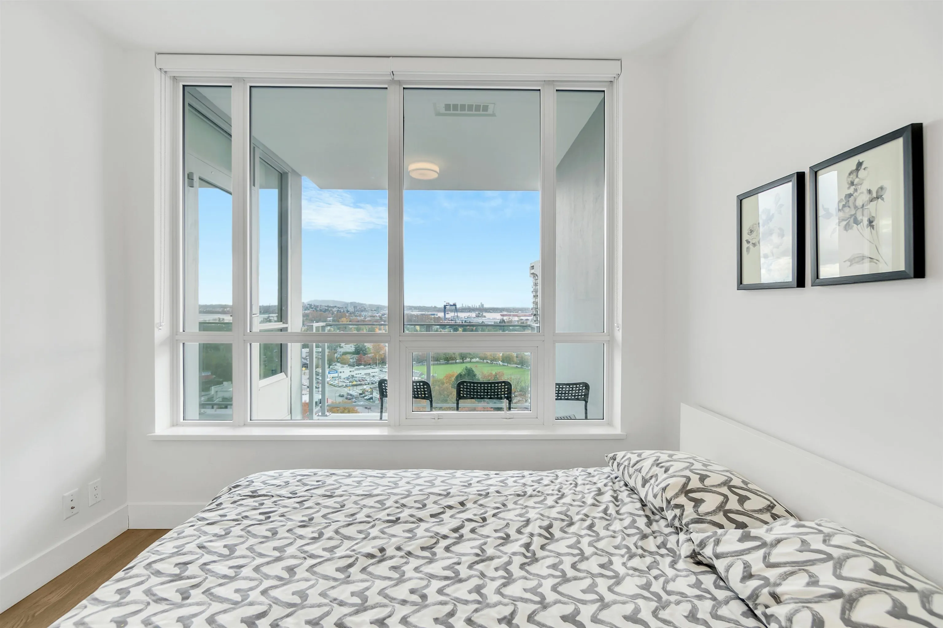1702 1632 Lions Gate Lane